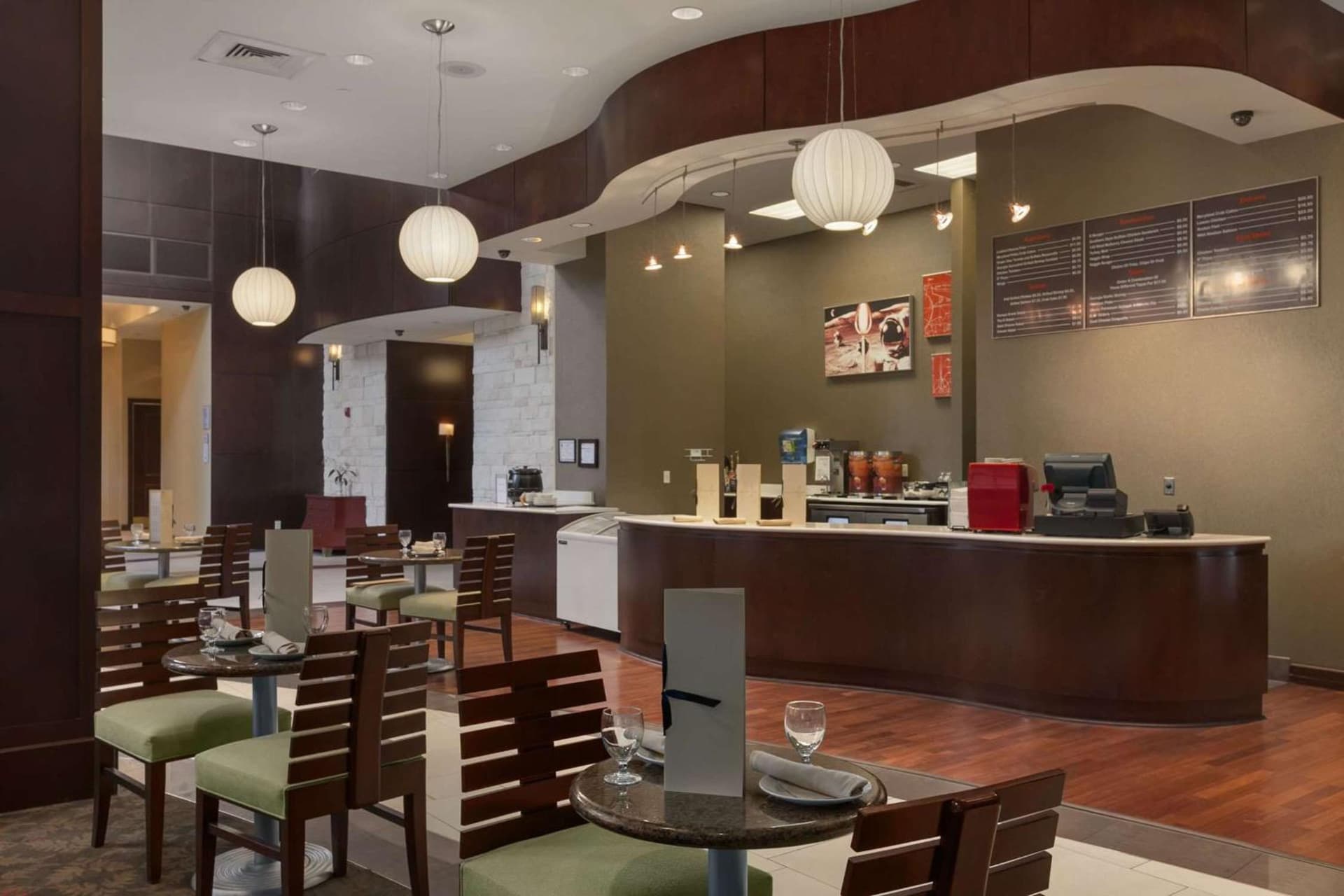 Embassy Suites Savannah Airport gallery photo in Savannah, GA — image 34