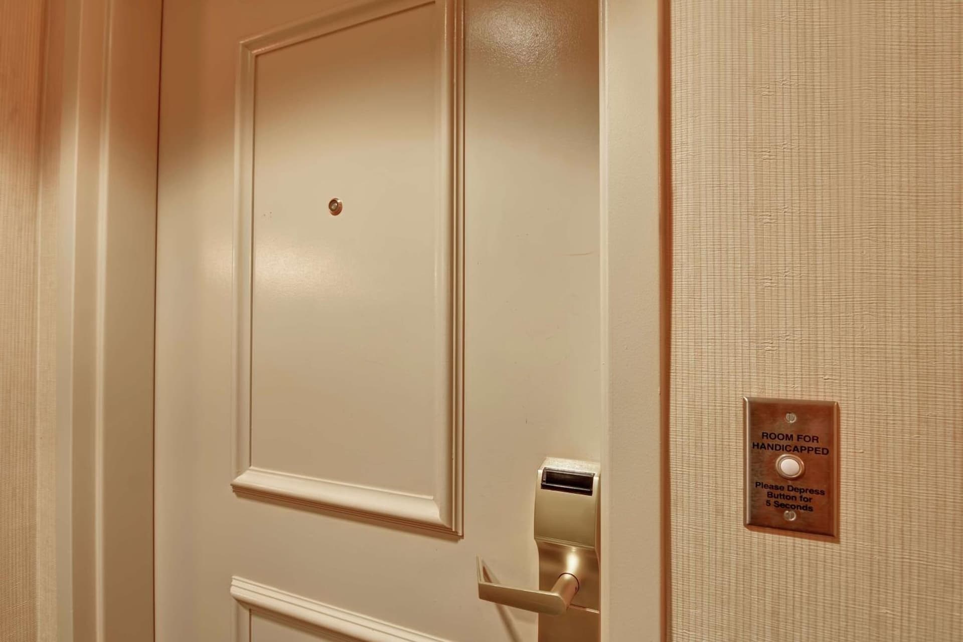 Embassy Suites Savannah Airport gallery photo in Savannah, GA — image 20