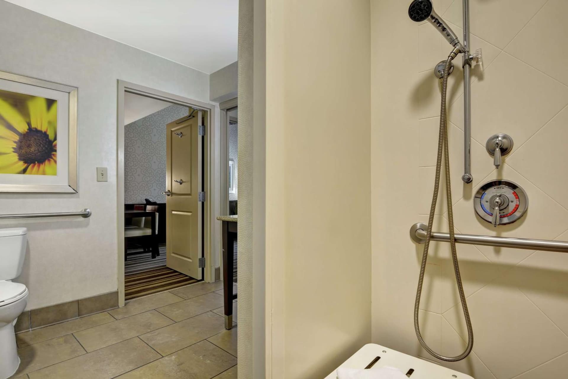 Embassy Suites Savannah Airport gallery photo in Savannah, GA — image 6