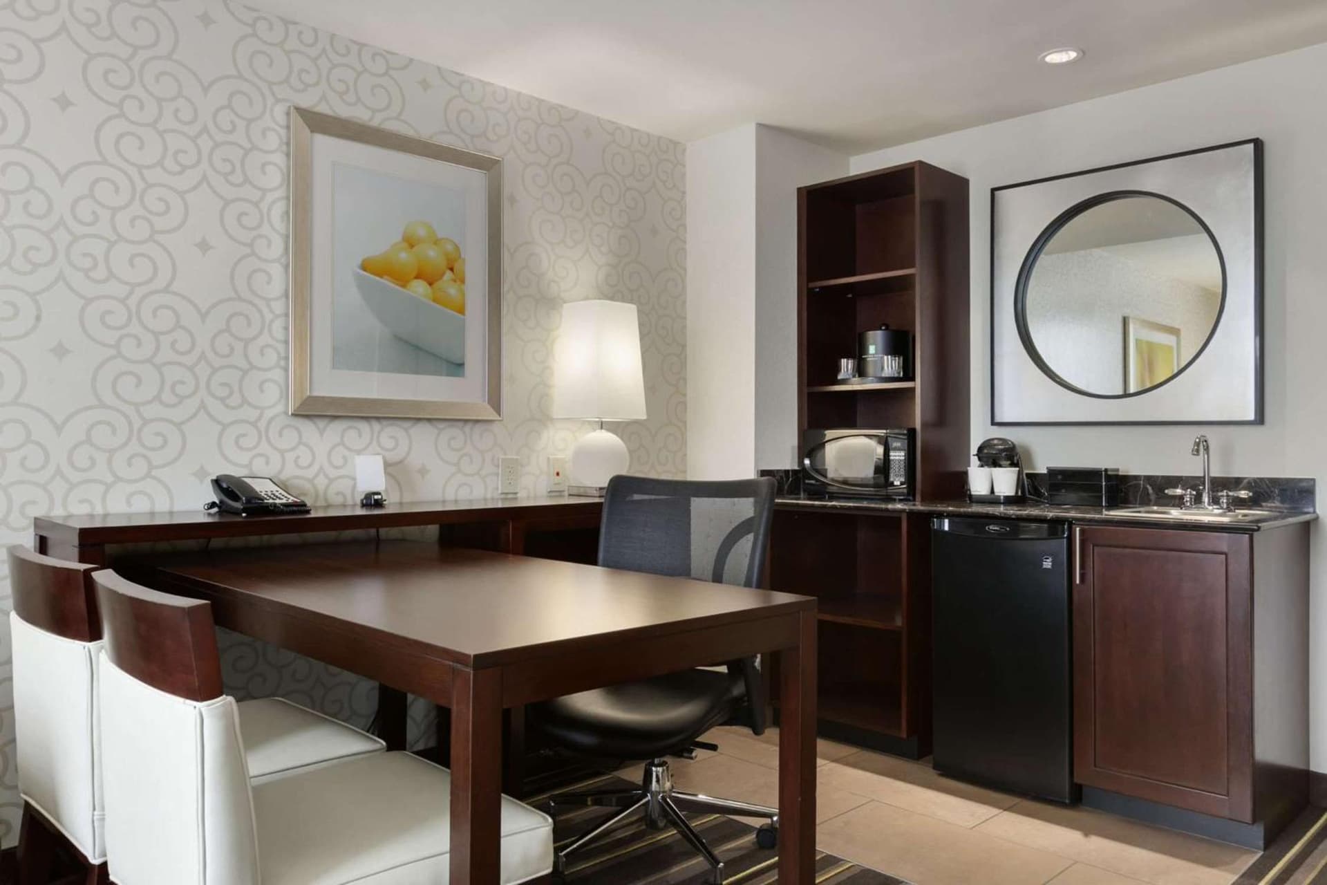 Embassy Suites Savannah Airport gallery photo in Savannah, GA — image 51