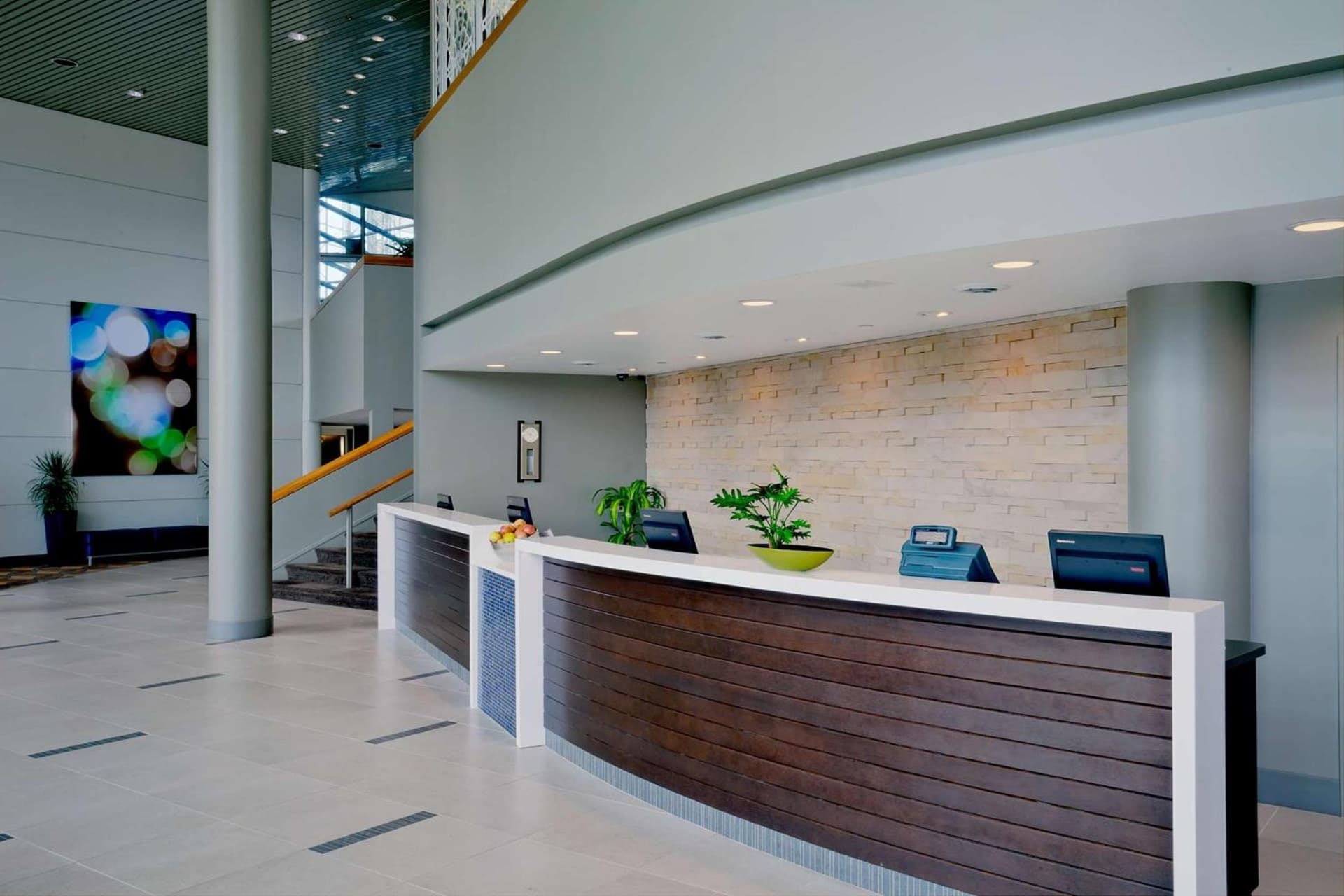 DoubleTree by Hilton Hotel South Bend gallery photo in South Bend, IN — image 50