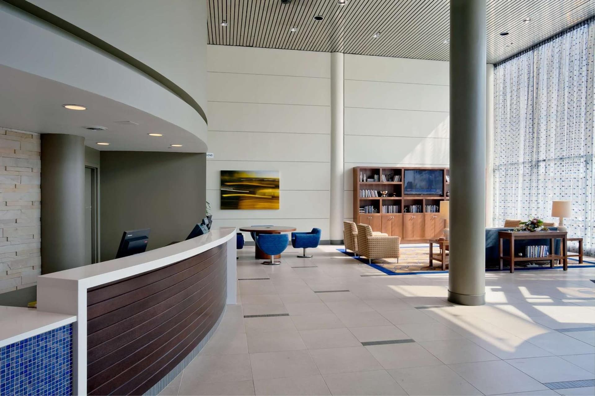 DoubleTree by Hilton Hotel South Bend gallery photo in South Bend, IN — image 66
