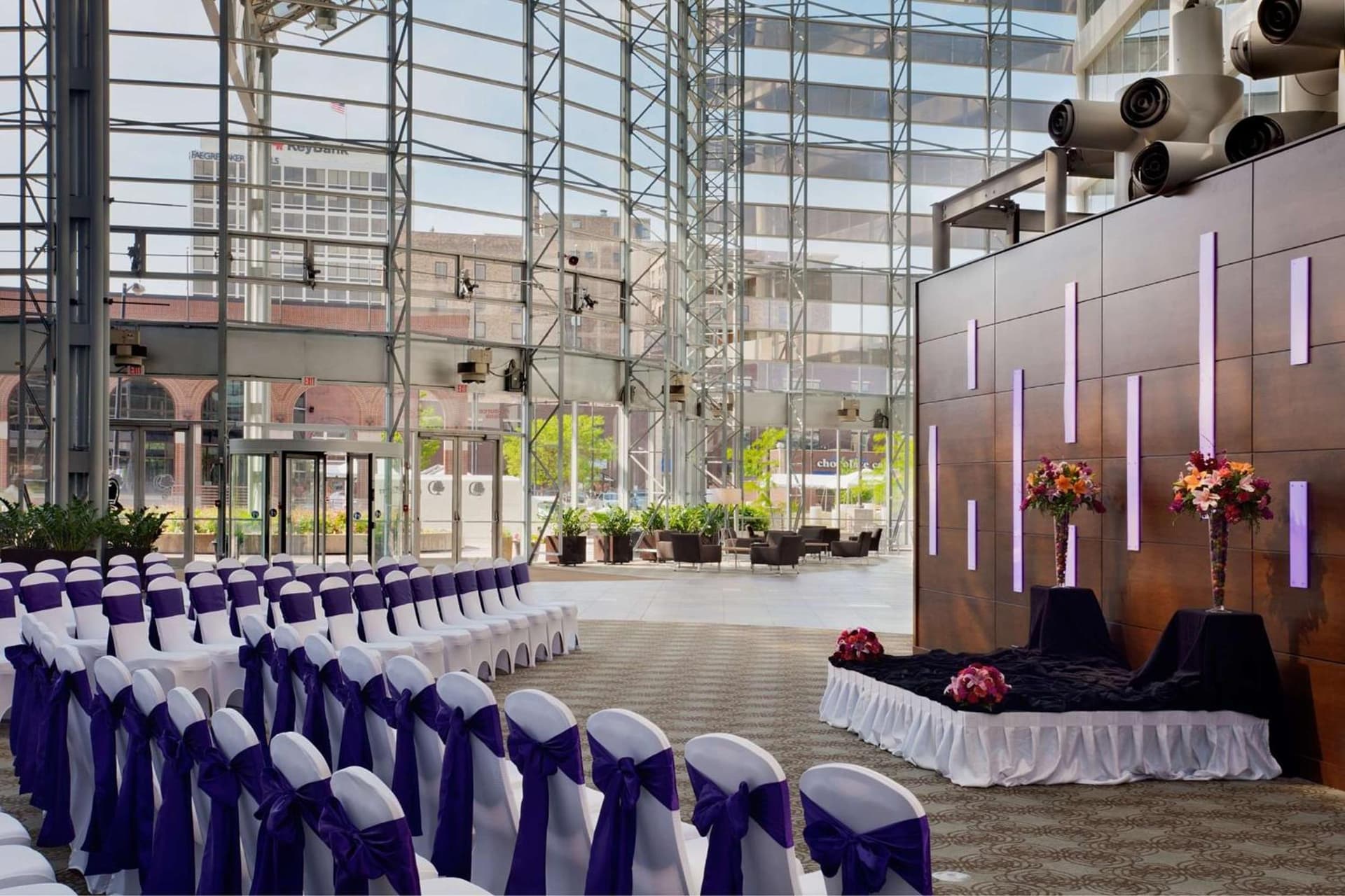 DoubleTree by Hilton Hotel South Bend gallery photo in South Bend, IN — image 35