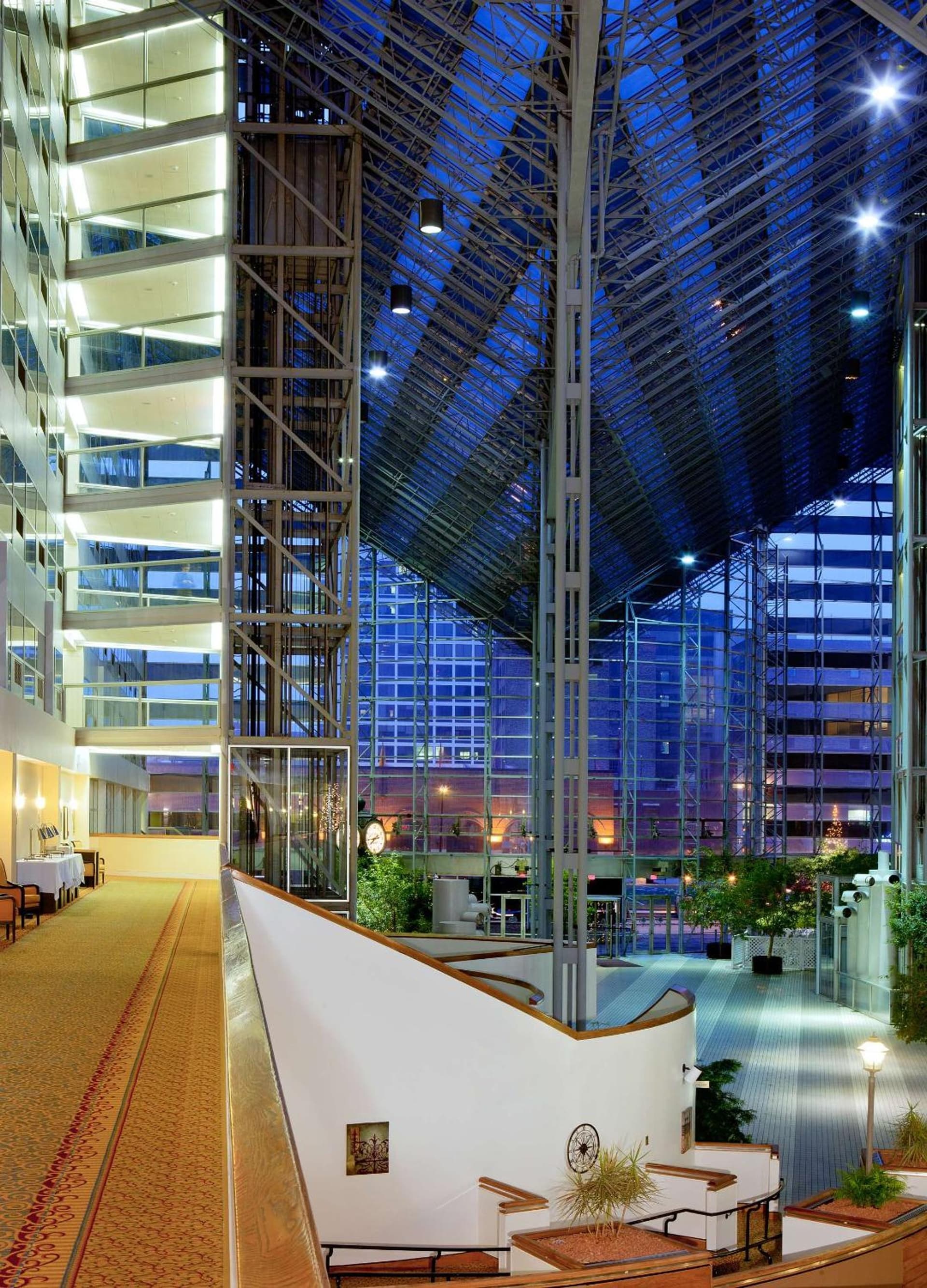 DoubleTree by Hilton Hotel South Bend gallery photo in South Bend, IN — image 14