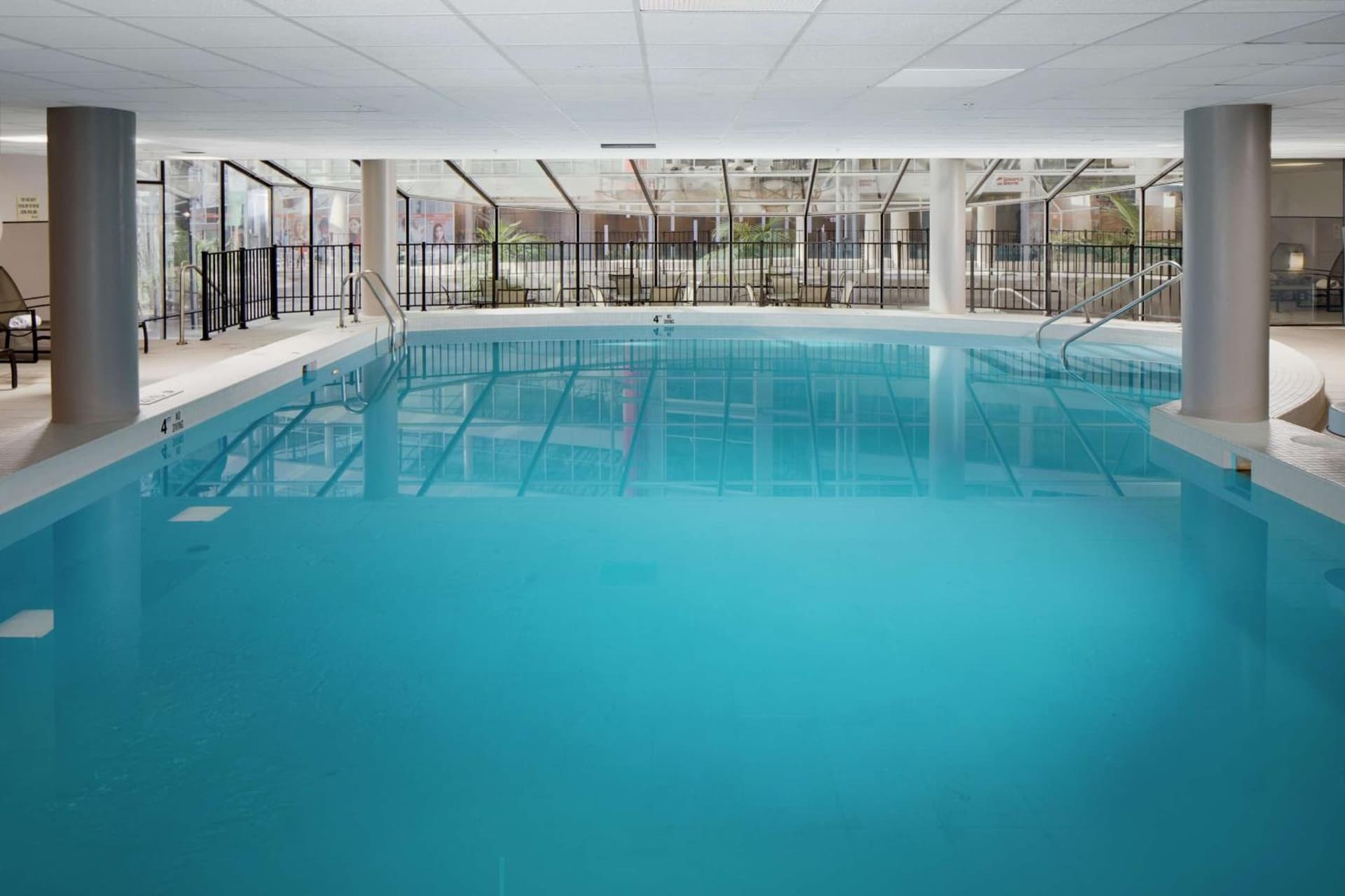DoubleTree by Hilton Hotel South Bend gallery photo in South Bend, IN — image 46