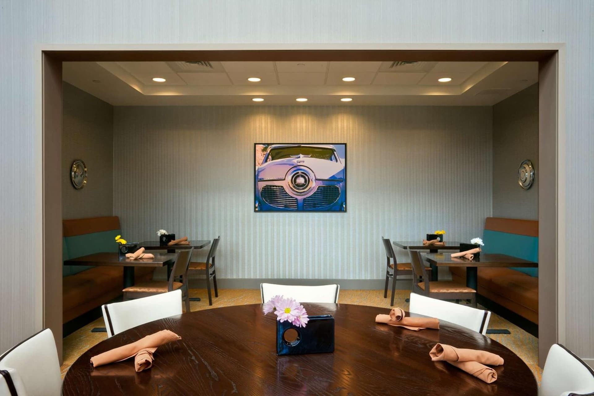 DoubleTree by Hilton Hotel South Bend gallery photo in South Bend, IN — image 25
