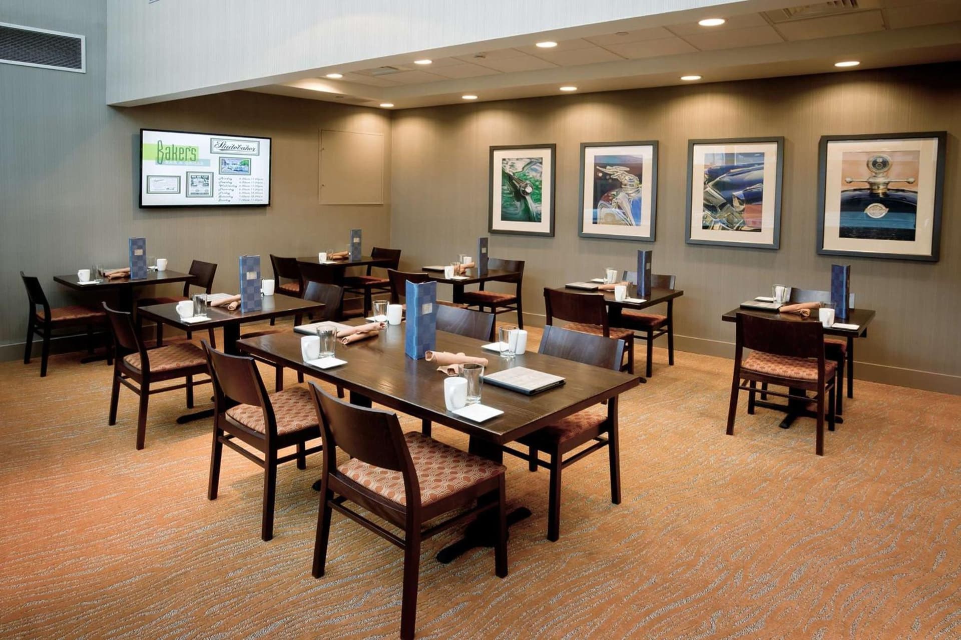DoubleTree by Hilton Hotel South Bend gallery photo in South Bend, IN — image 68