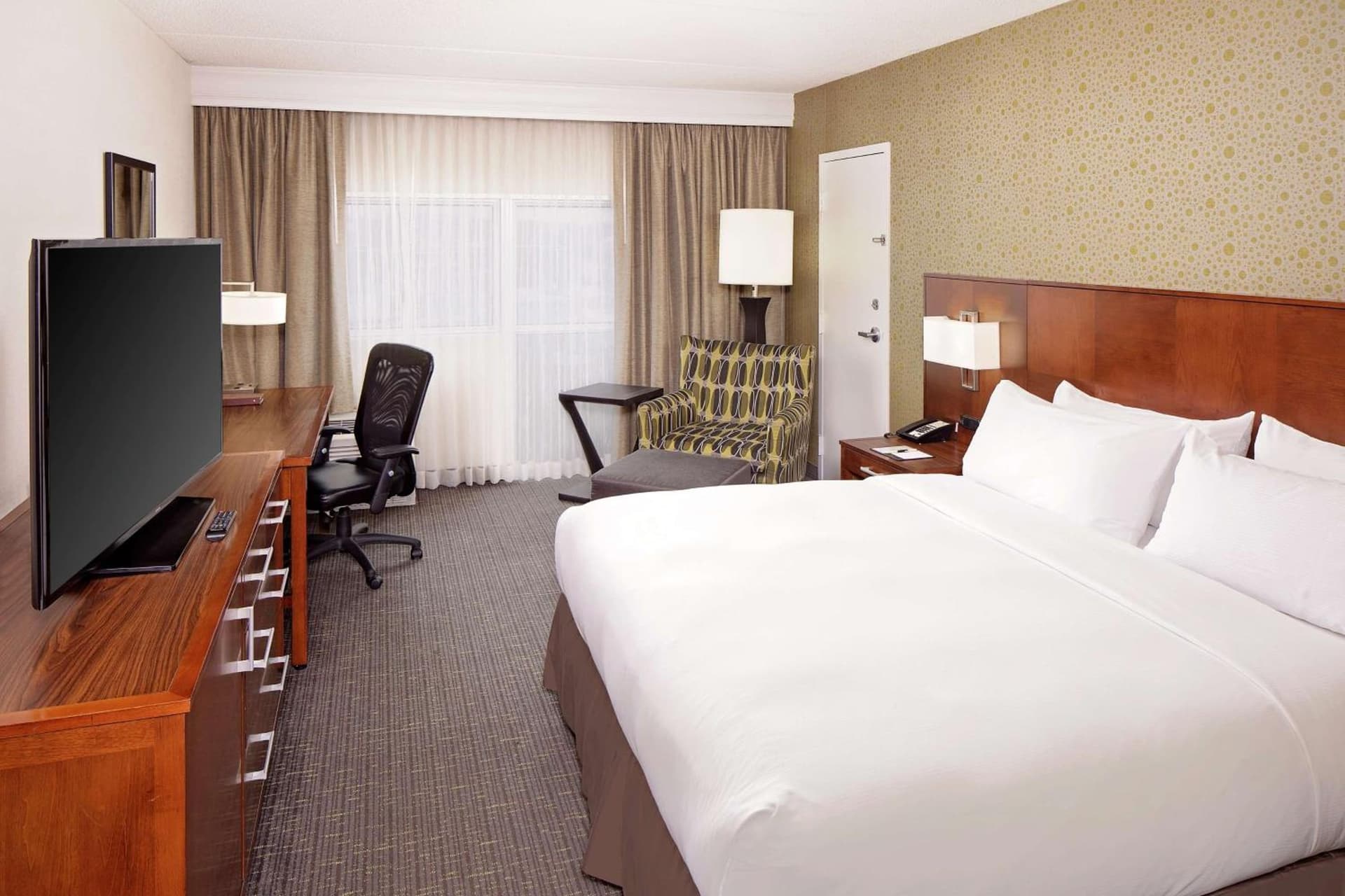 DoubleTree by Hilton Hotel South Bend gallery photo in South Bend, IN — image 16