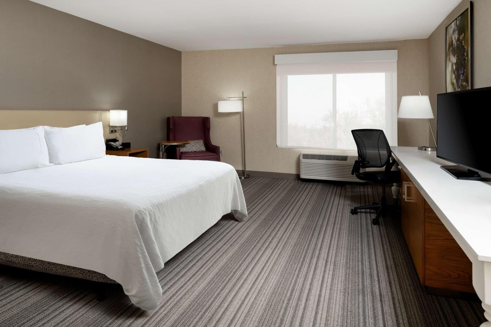 Hilton Garden Inn Roseville property views in Roseville, CA — gallery photo 3