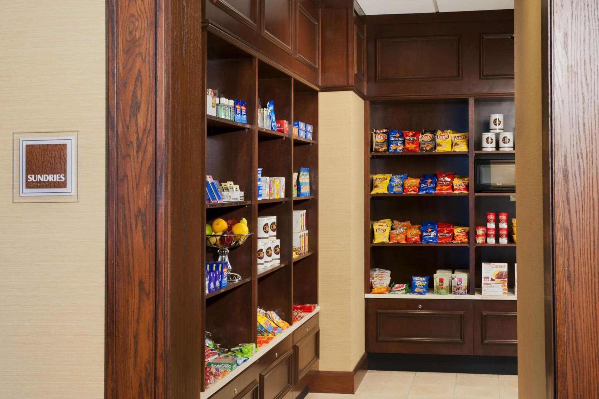 DoubleTree by Hilton Collinsville/St.Louis gallery photo in Collinsville, IL — image 37
