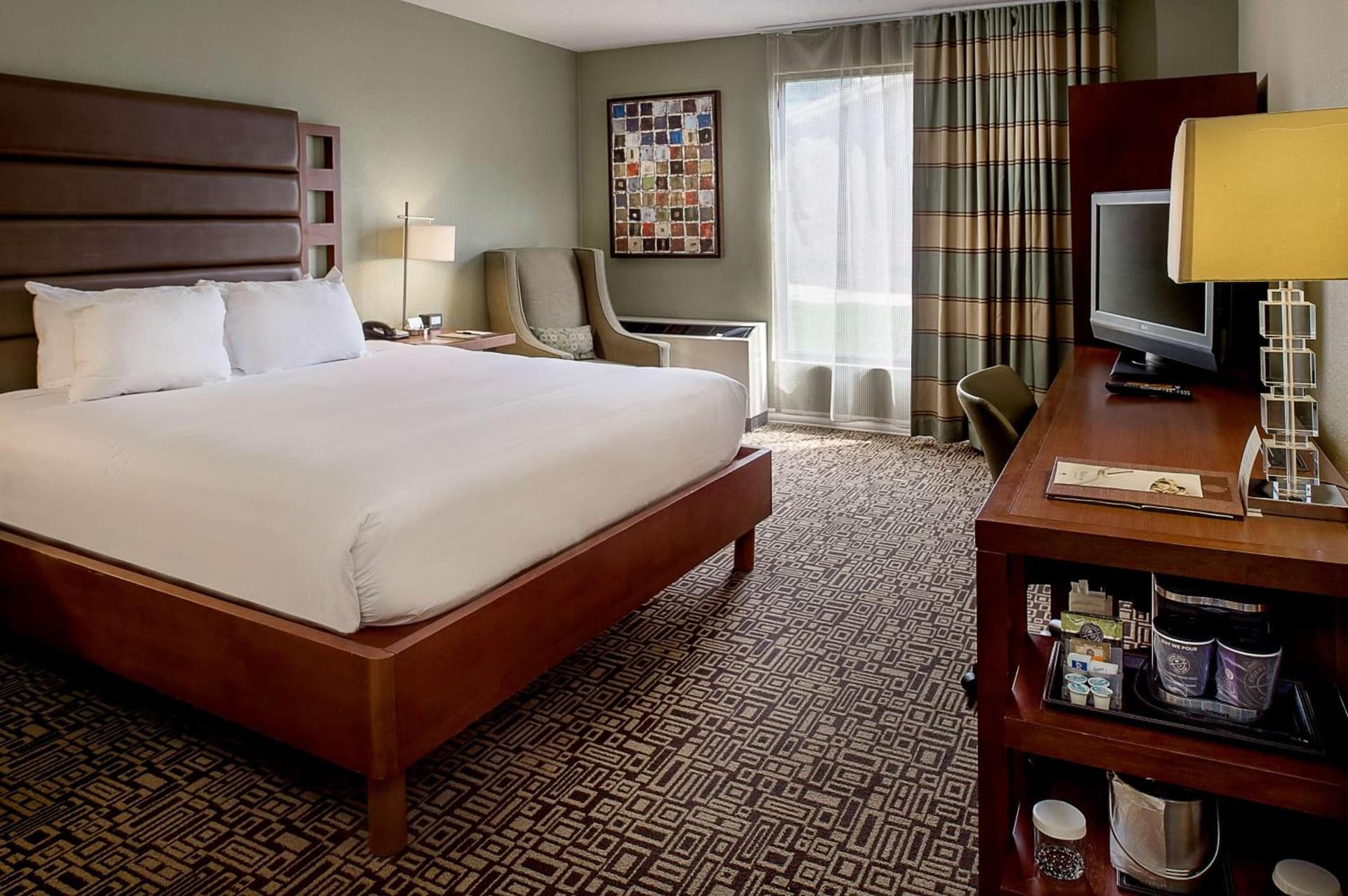 DoubleTree by Hilton Collinsville/St.Louis gallery photo in Collinsville, IL — image 9