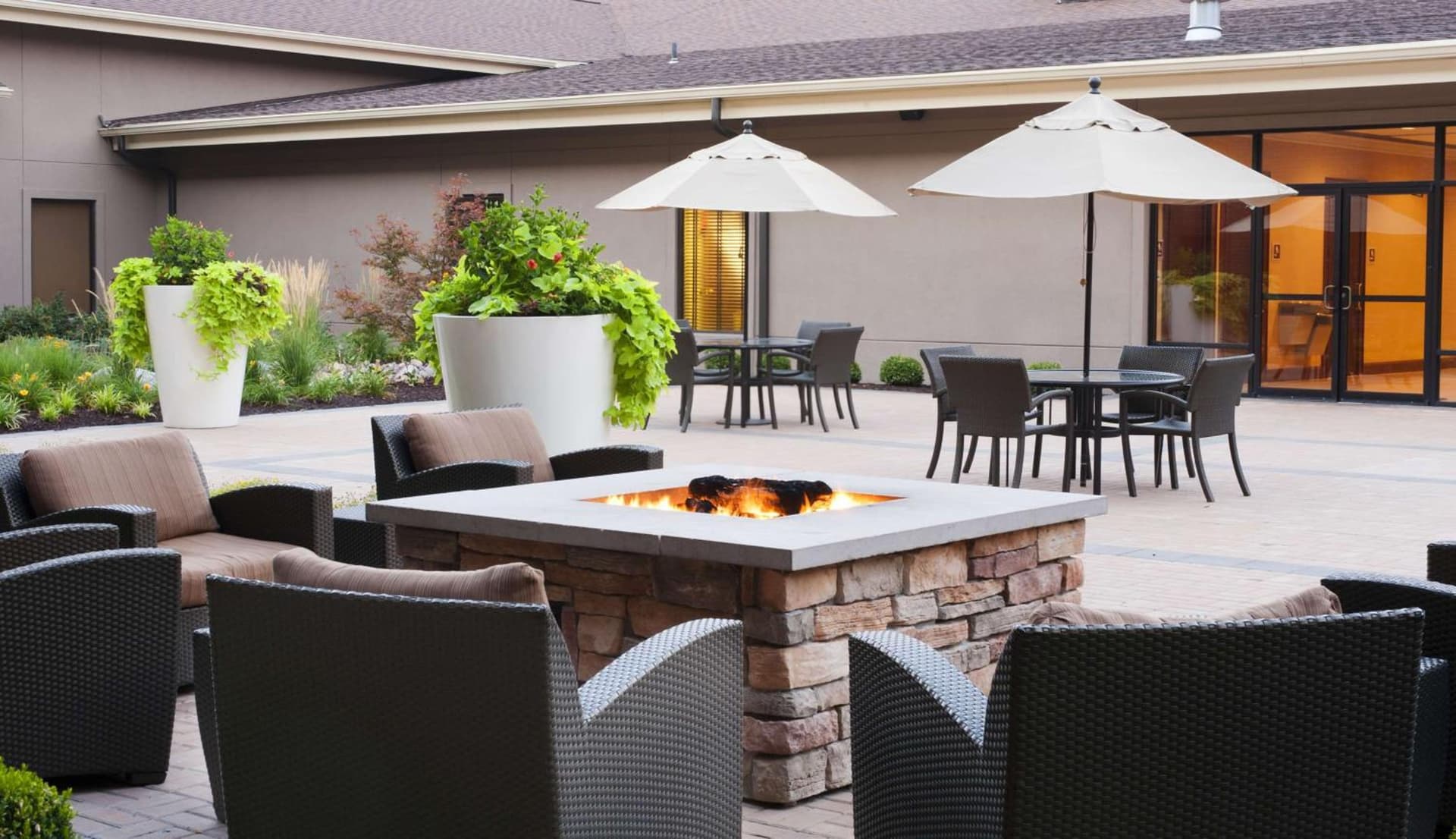 DoubleTree by Hilton Collinsville/St.Louis gallery photo in Collinsville, IL — image 5