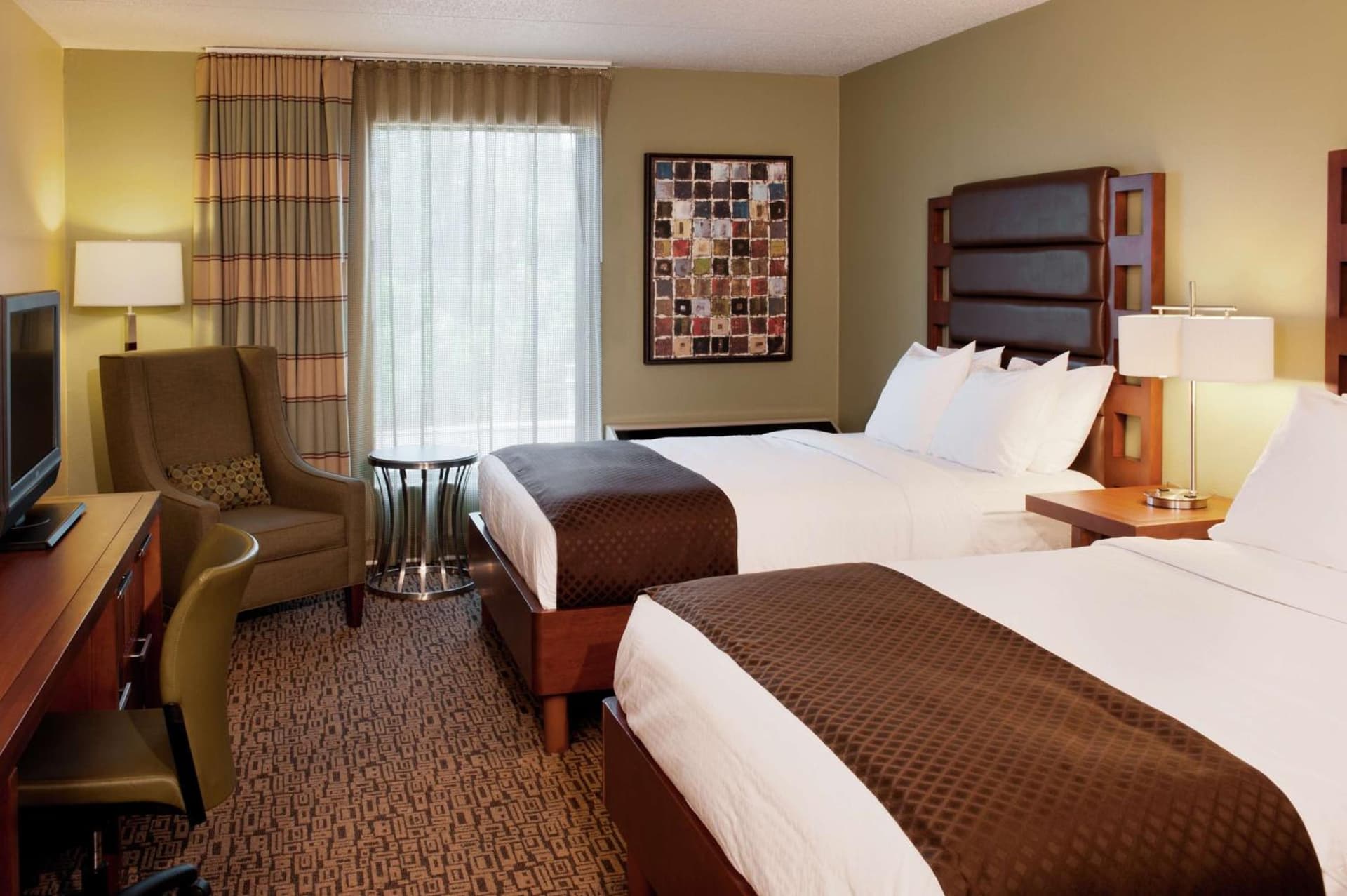 DoubleTree by Hilton Collinsville/St.Louis interior in Collinsville, IL — gallery photo 2