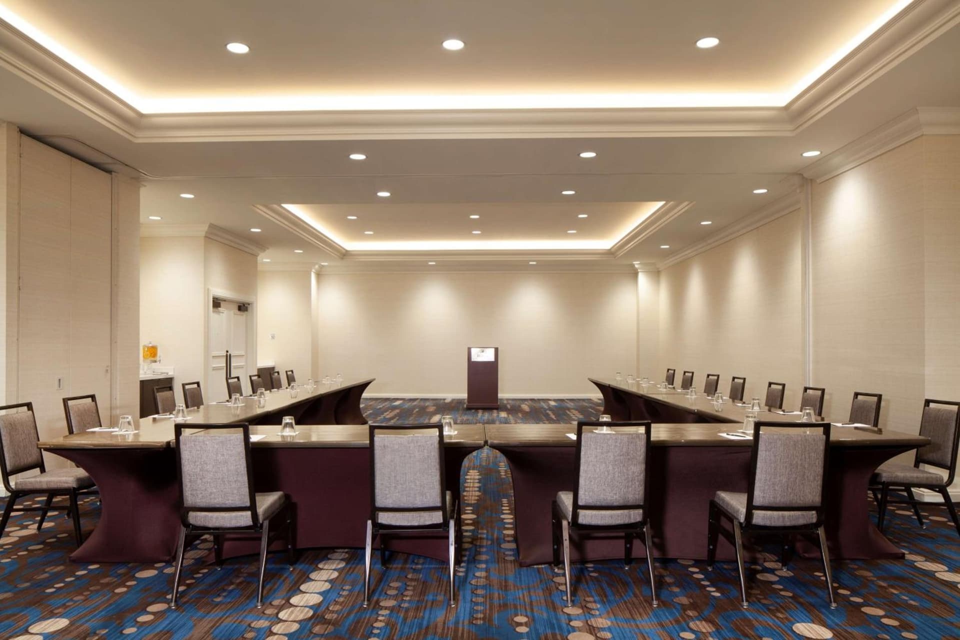 Hilton St. Petersburg Bayfront gallery photo in St Petersburg, FL — image 60