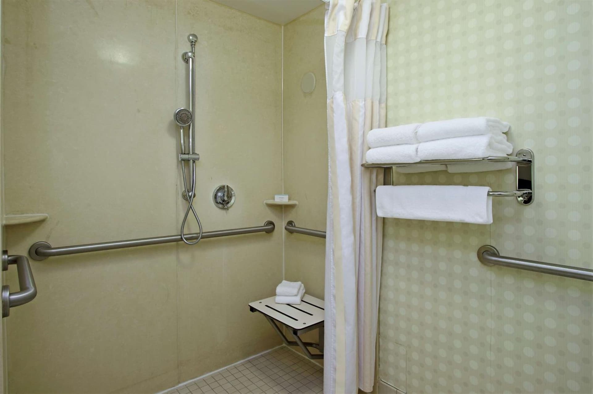 Hilton Garden Inn Sonoma County Airport gallery photo in Santa Rosa, CA — image 21
