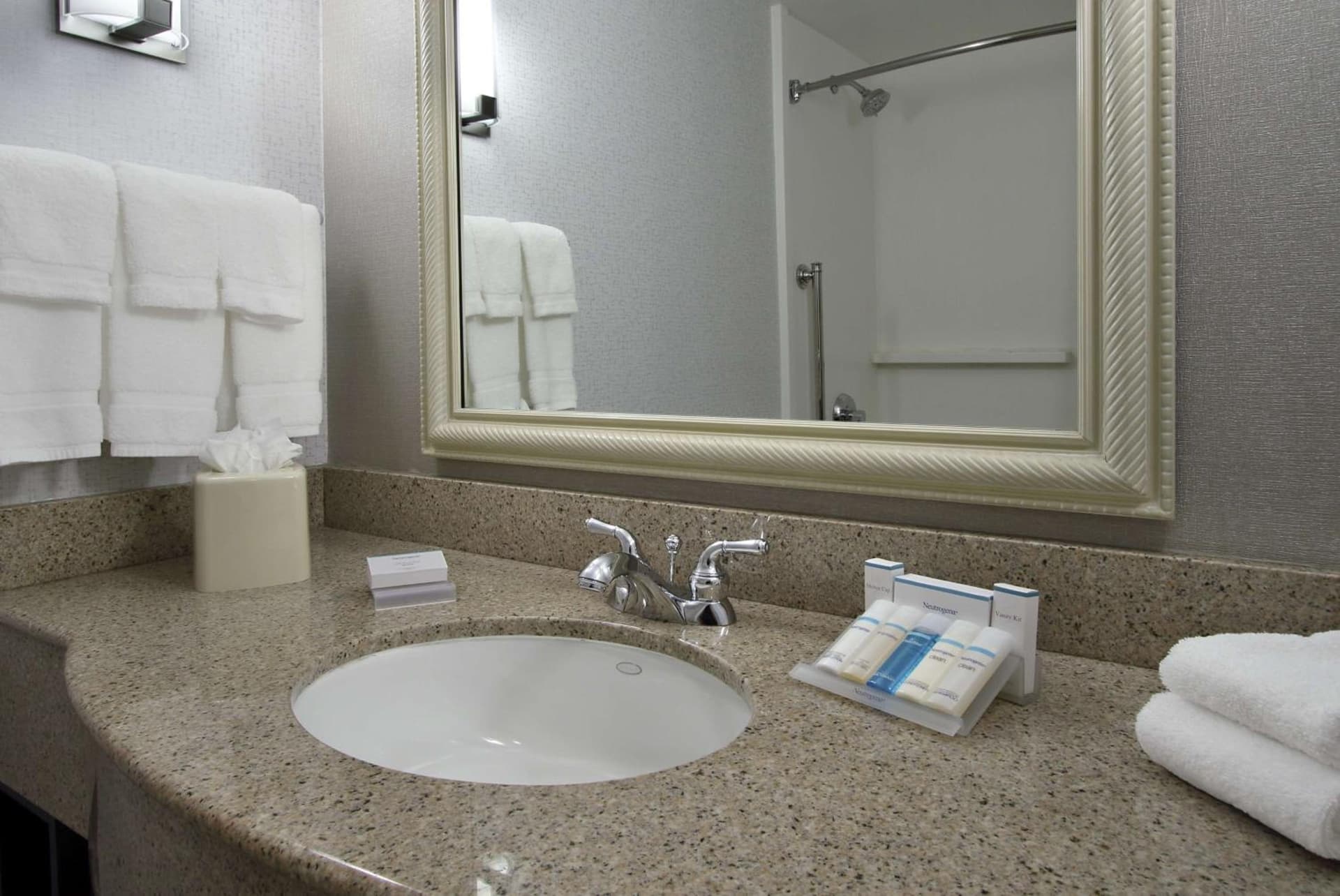 Hilton Garden Inn Sonoma County Airport gallery photo in Santa Rosa, CA — image 47