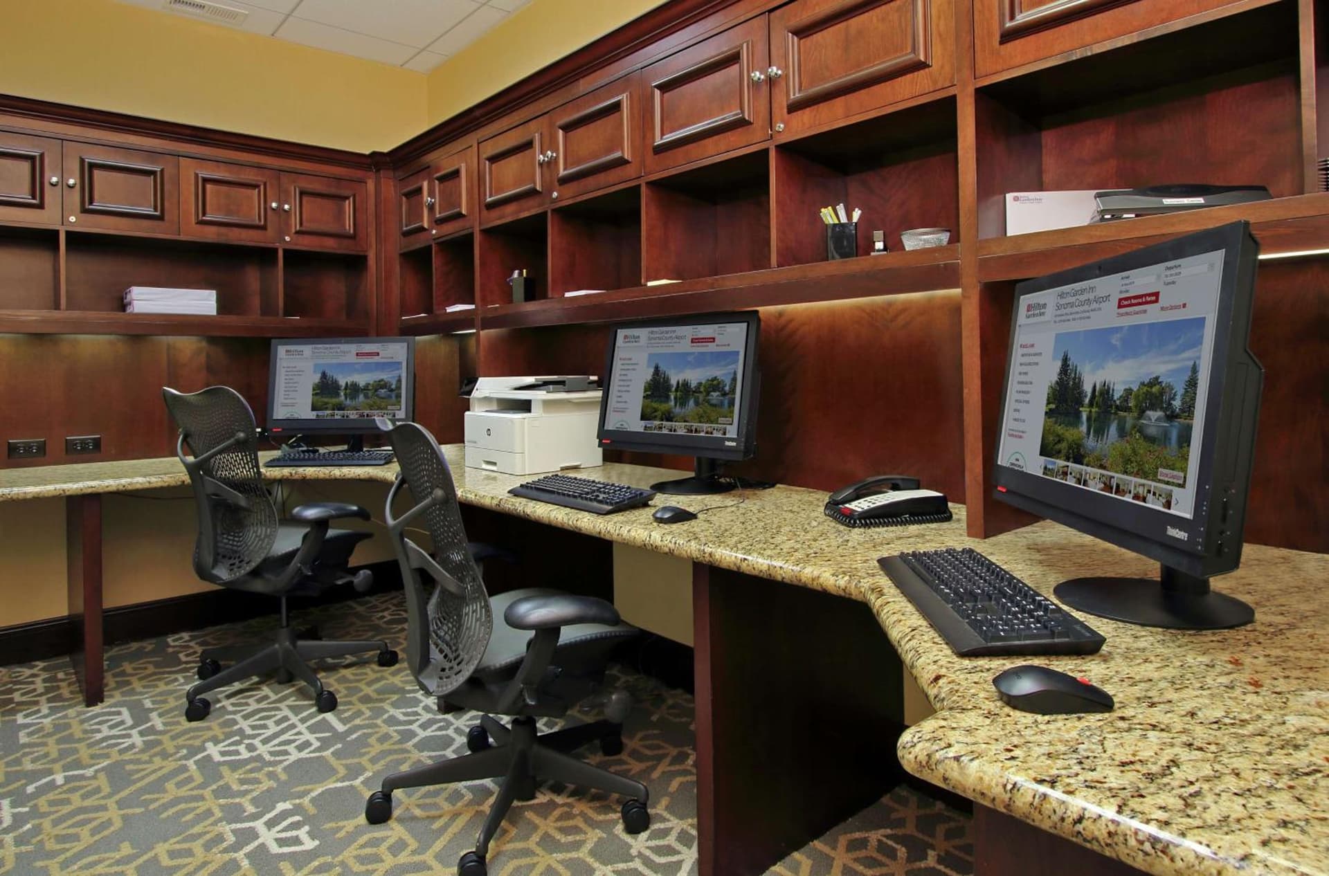 Hilton Garden Inn Sonoma County Airport gallery photo in Santa Rosa, CA — image 44