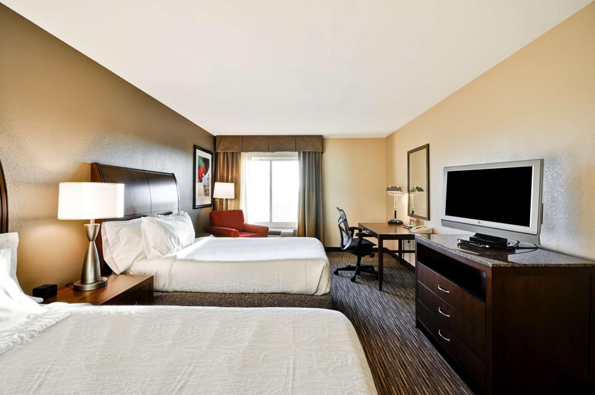 Hilton Garden Inn Tampa North property views in Tampa, FL — gallery photo 3