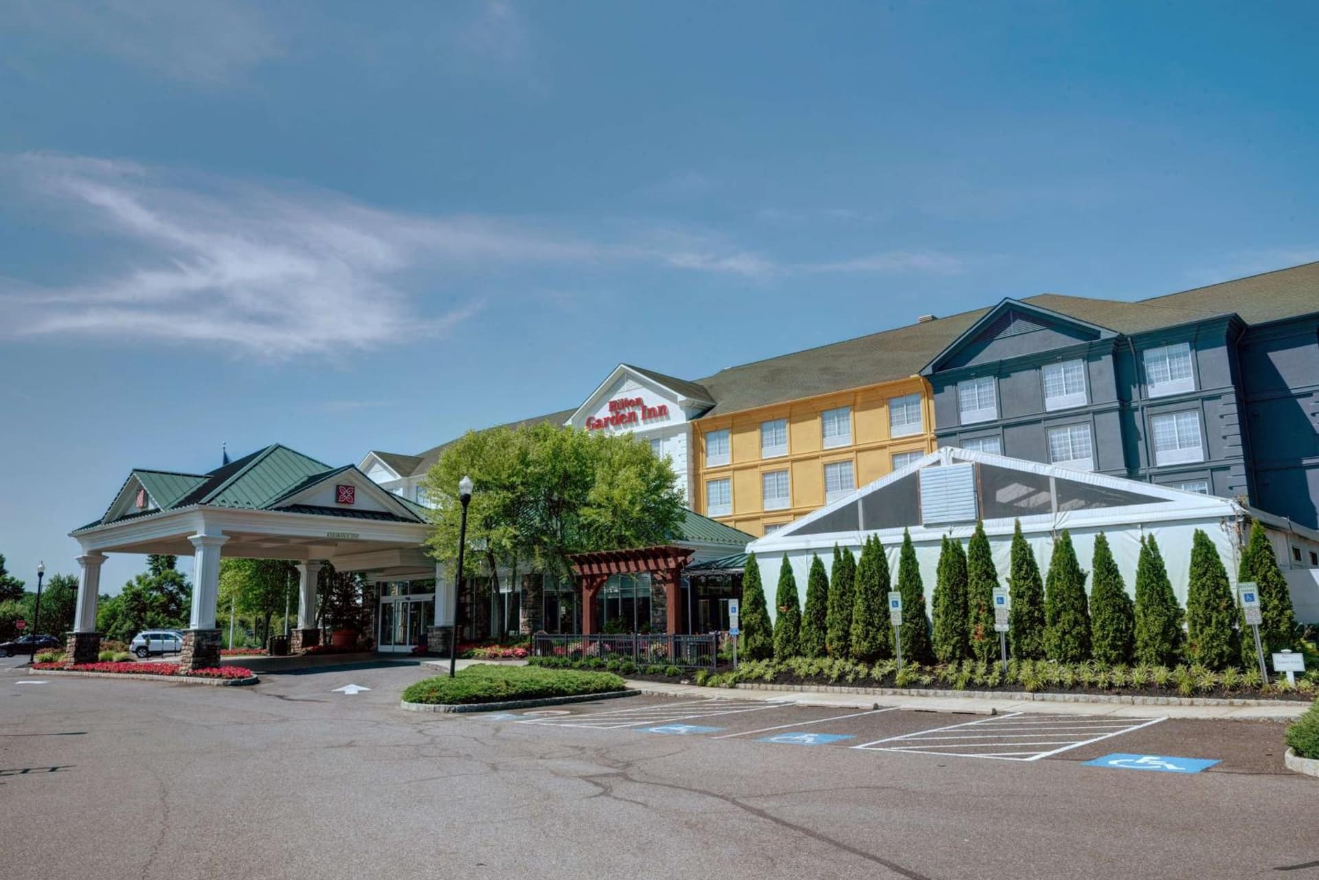 Hilton Garden Inn Hamilton interior in Bordentown, NJ — gallery photo 2