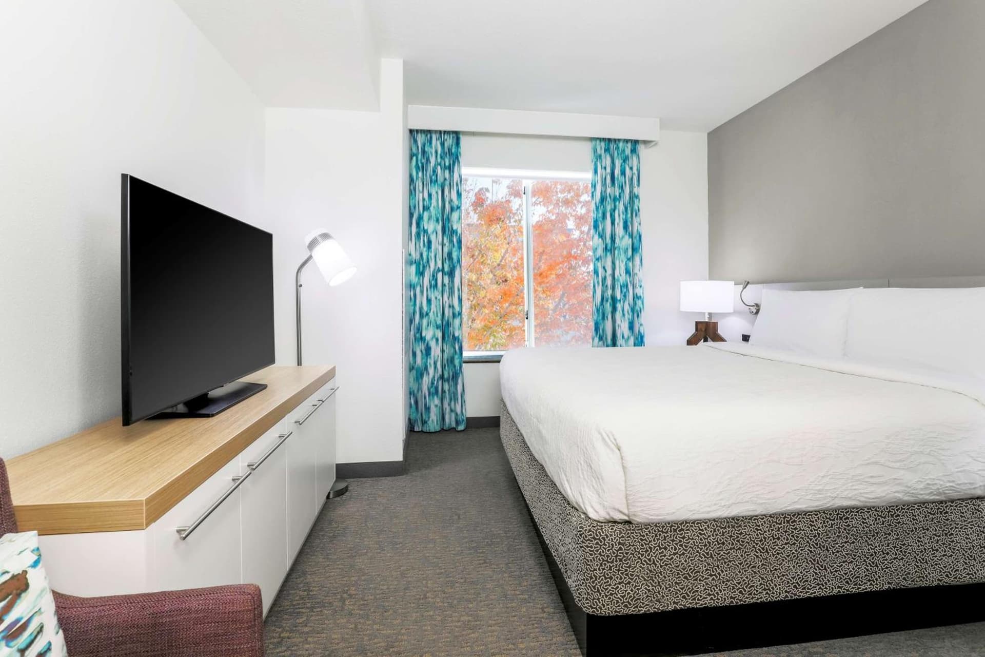 Hilton Garden Inn Tulsa South interior in Tulsa, OK — gallery photo 2