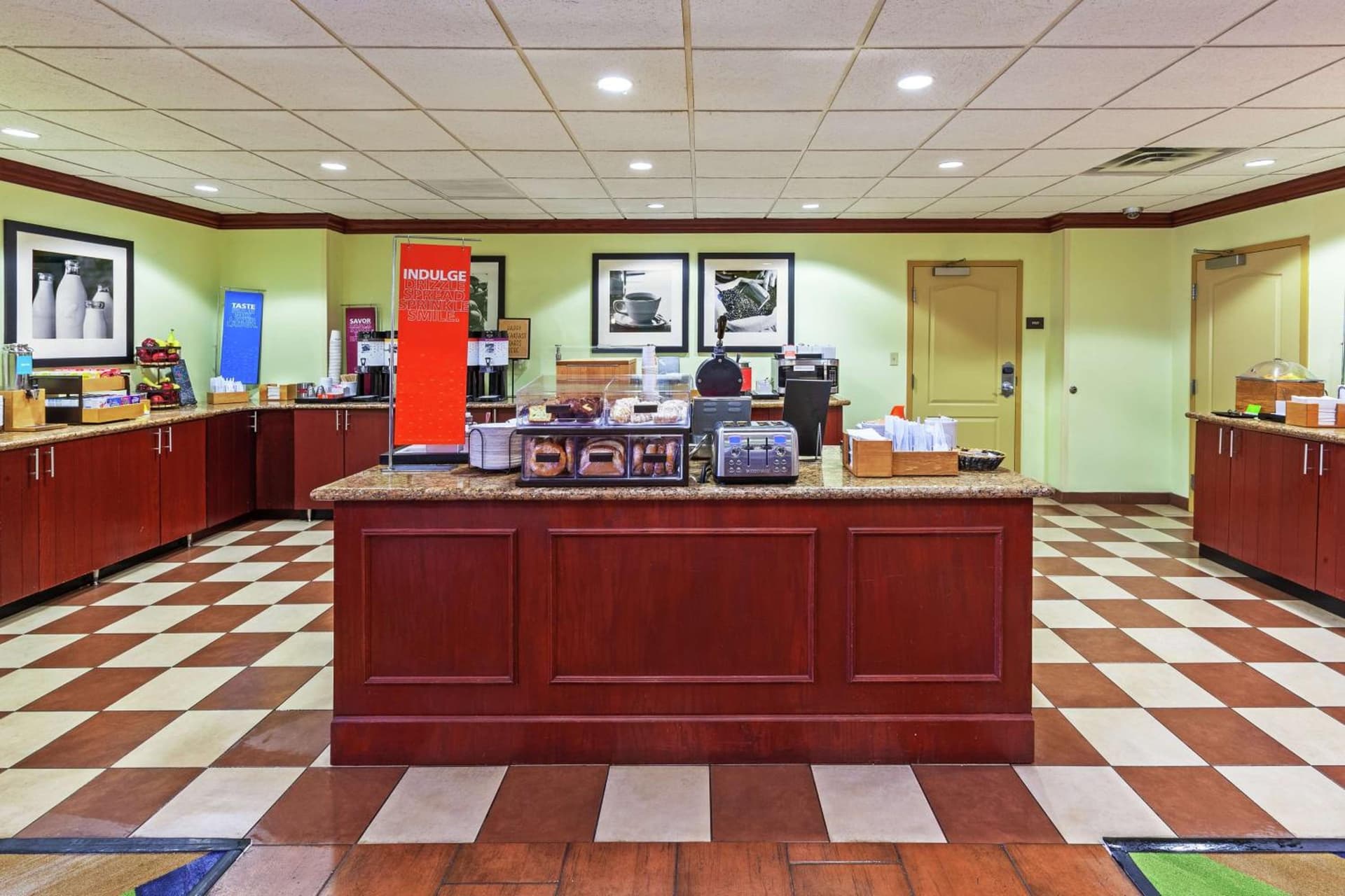 Hampton Inn & Suites Owasso gallery photo in Owasso, OK — image 18