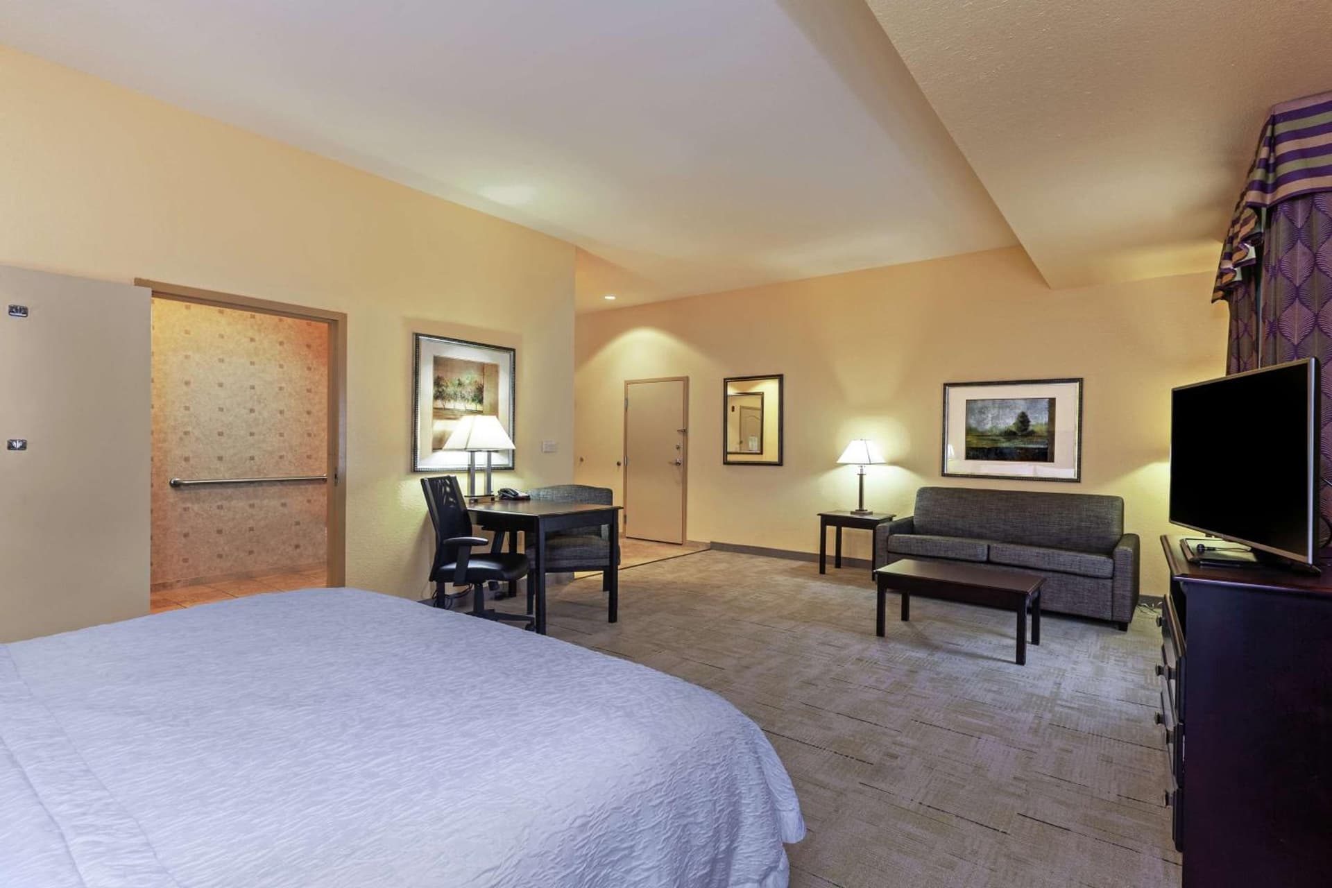 Hampton Inn & Suites Owasso gallery photo in Owasso, OK — image 30