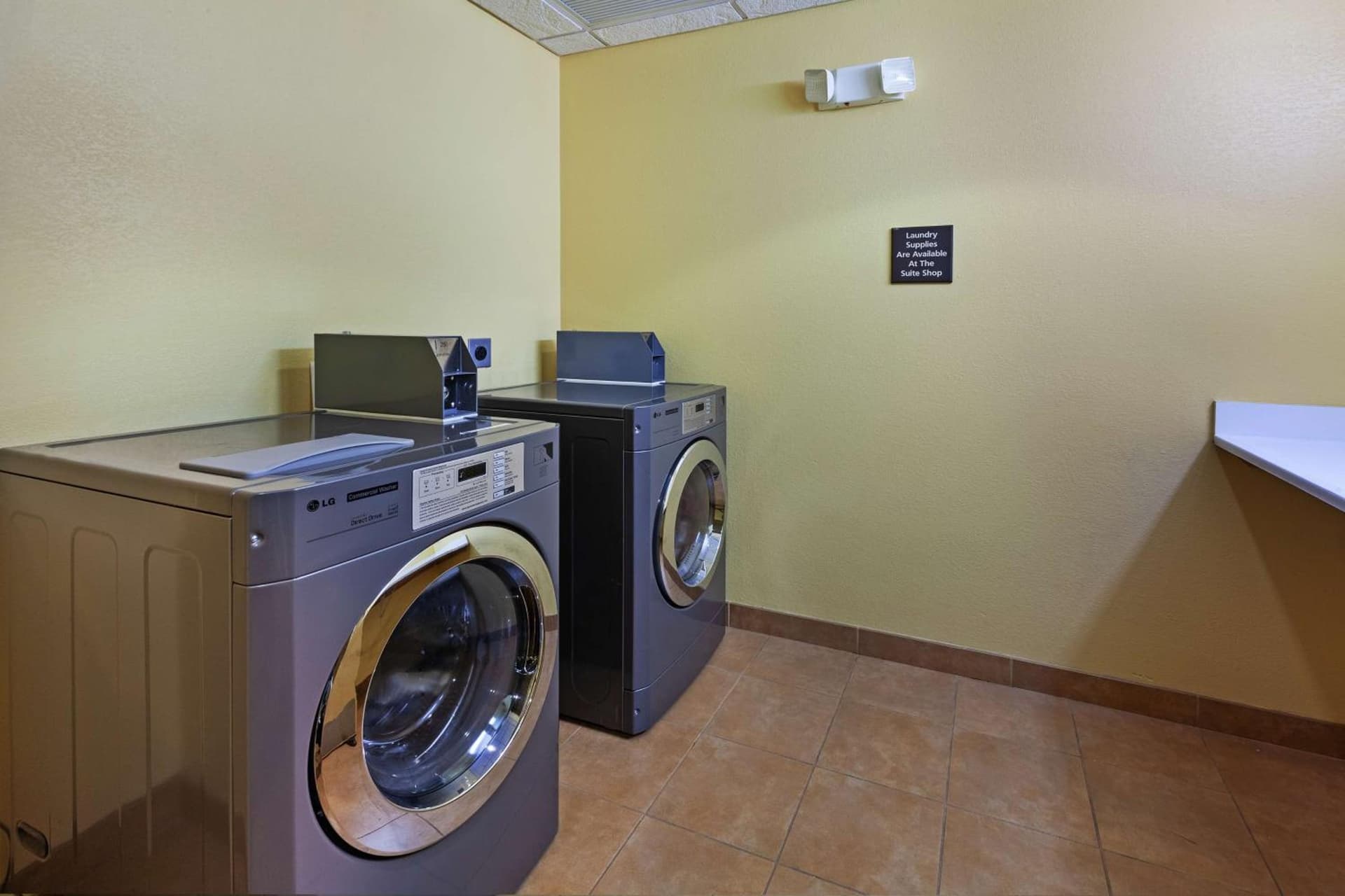 Hampton Inn & Suites Owasso gallery photo in Owasso, OK — image 9