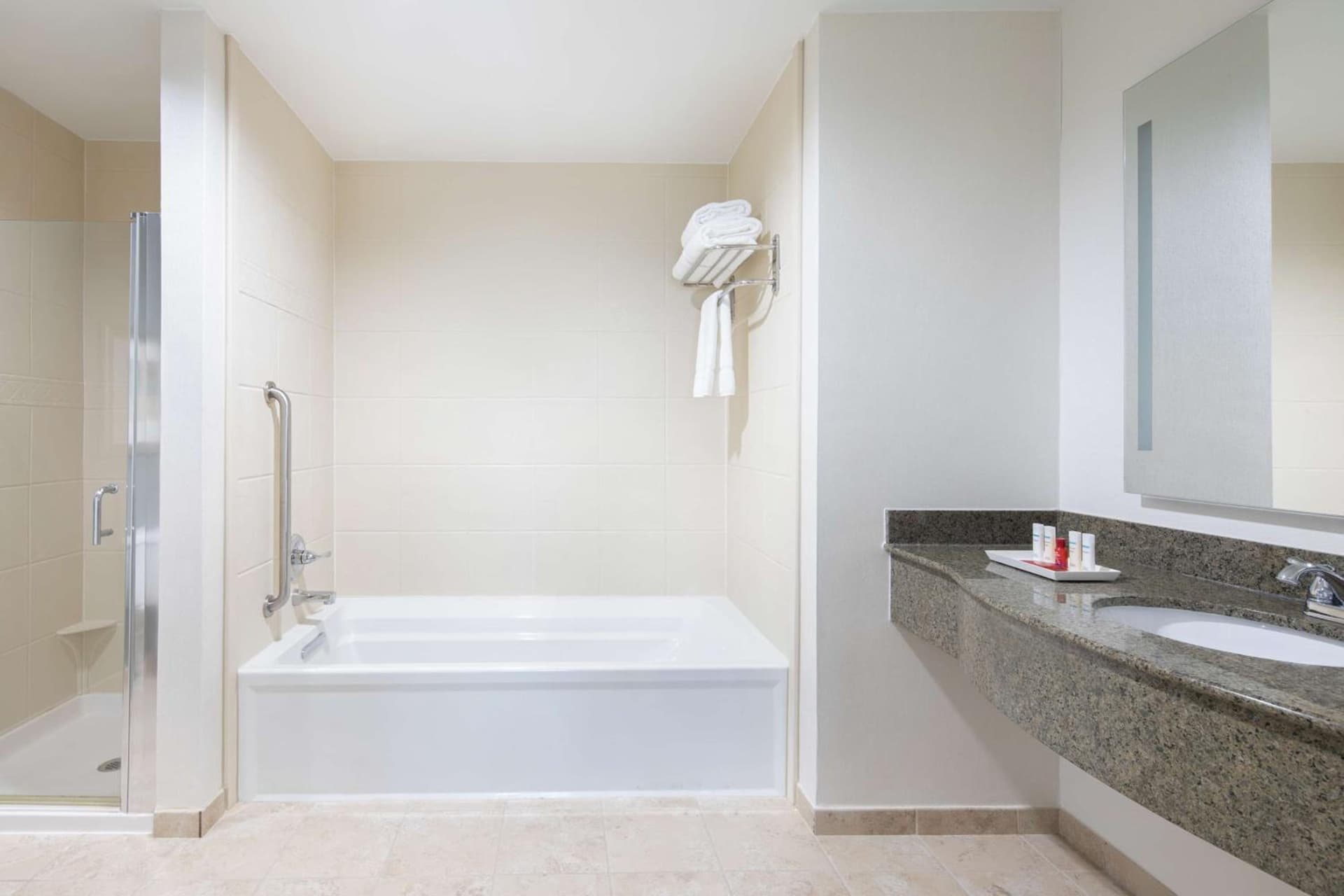 Hilton Garden Inn Tyler gallery photo in Tyler, TX — image 15