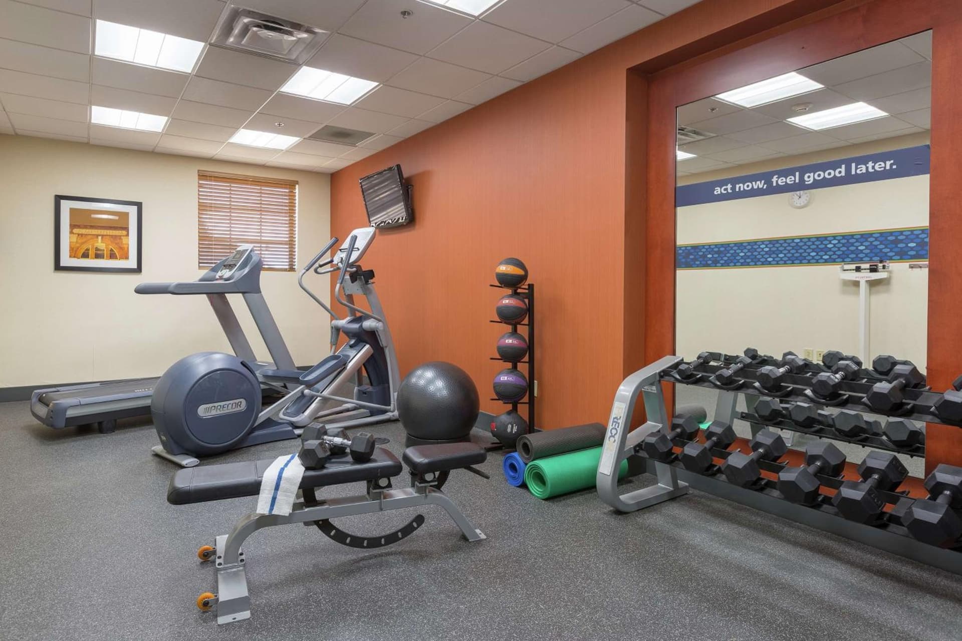 Hampton Inn & Suites Knoxville-Downtown gallery photo in Knoxville, TN — image 9