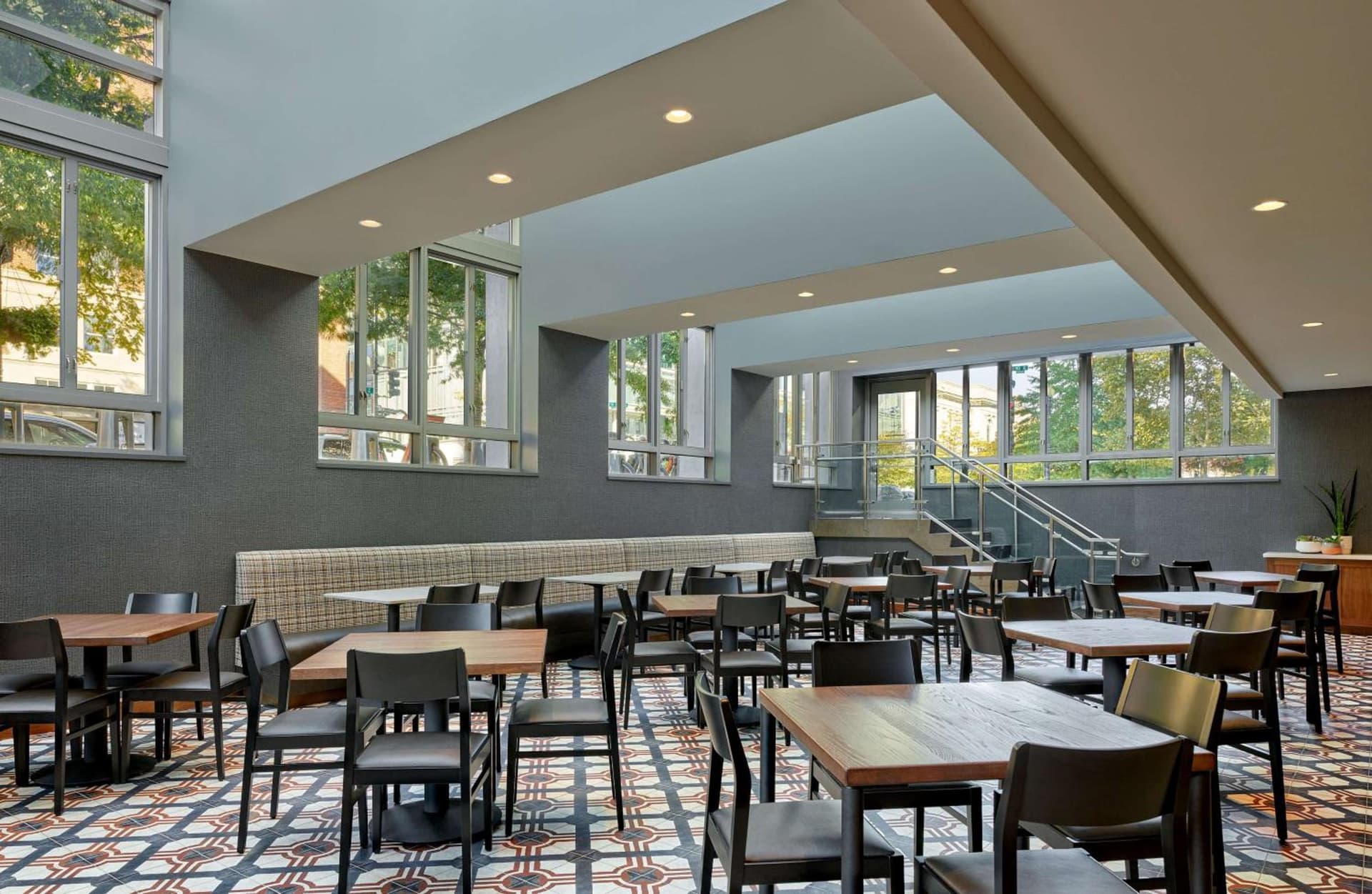 Embassy Suites by Hilton Washington DC Convention Center interior in Washington, DC — gallery photo 2