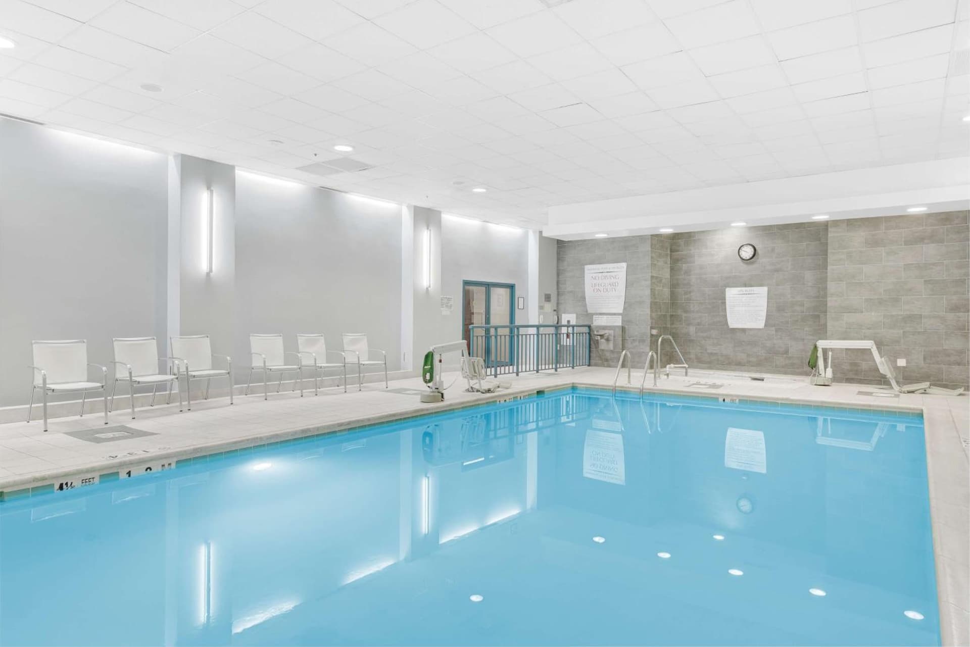 Embassy Suites by Hilton Alexandria Old Town gallery photo in Alexandria, VA — image 25
