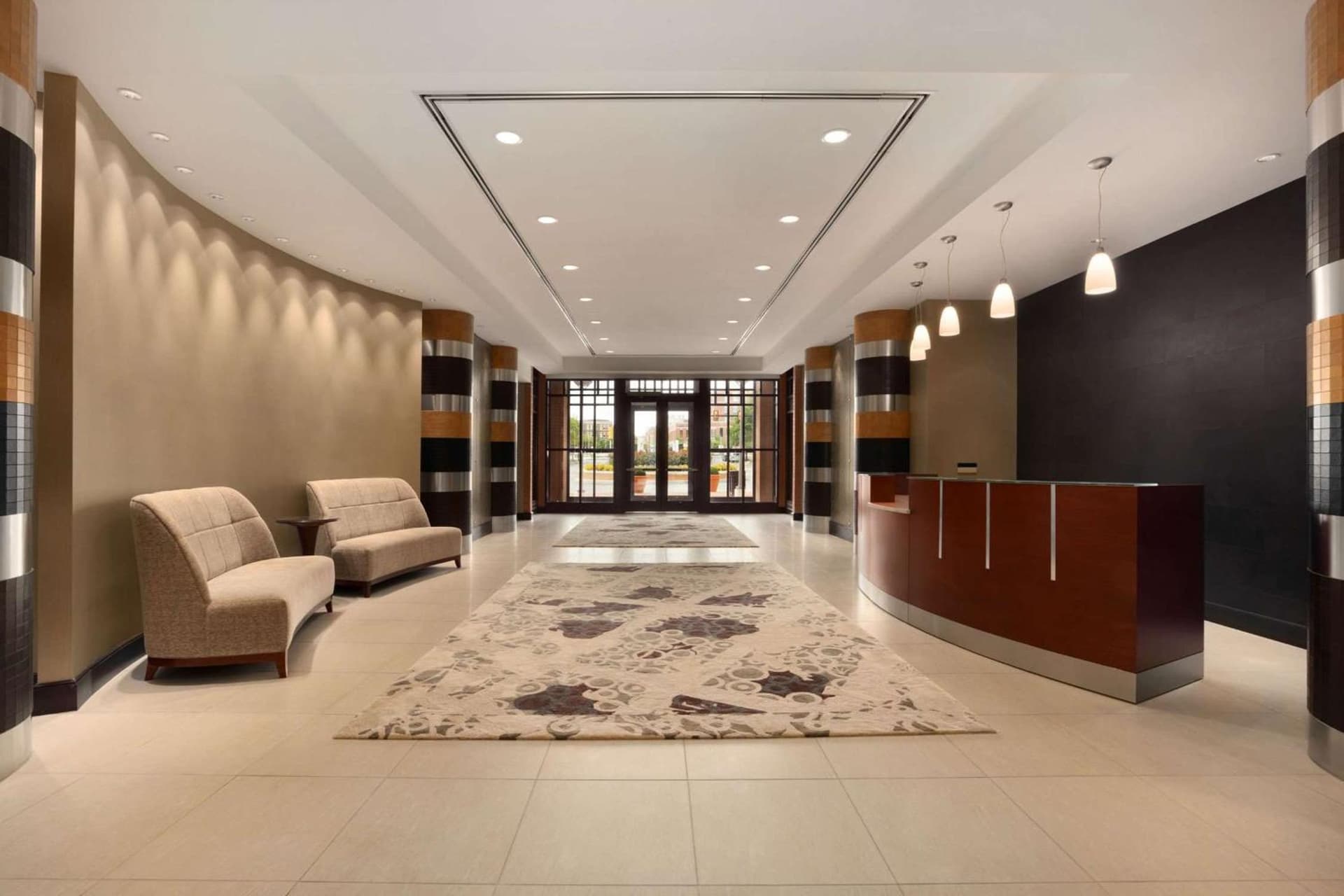 Embassy Suites by Hilton Alexandria Old Town gallery photo in Alexandria, VA — image 55