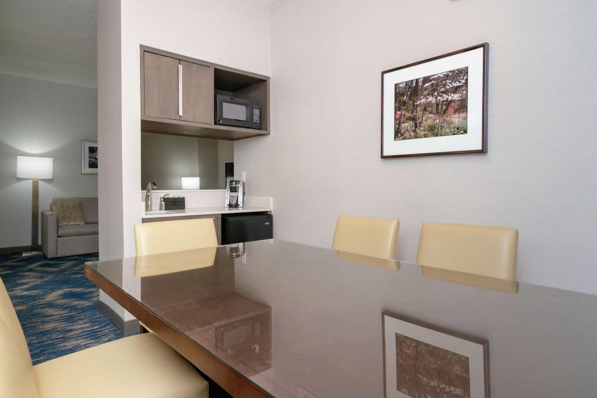 Embassy Suites by Hilton Alexandria Old Town gallery photo in Alexandria, VA — image 38