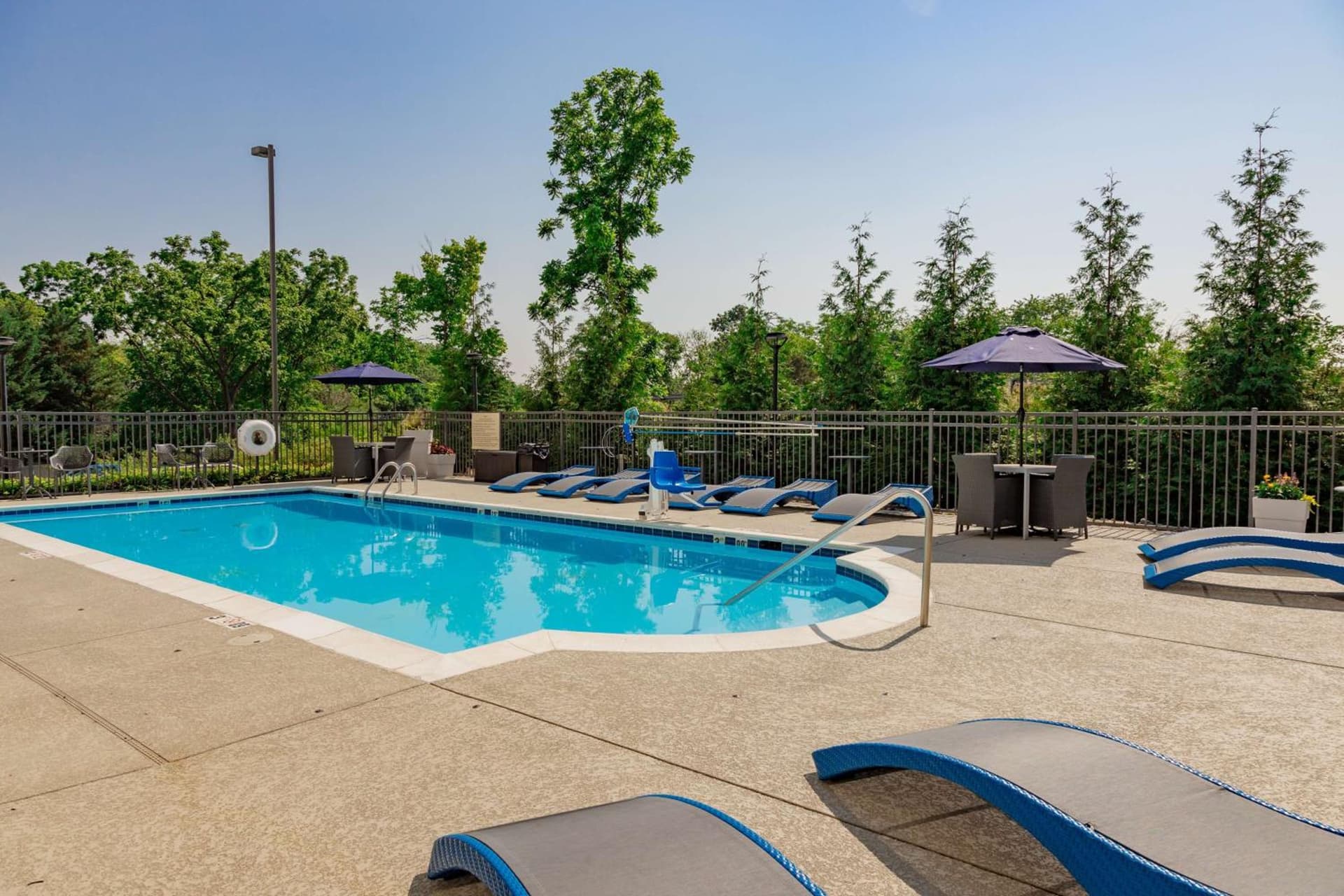 Hampton Inn Winchester gallery photo in Winchester, VA — image 22