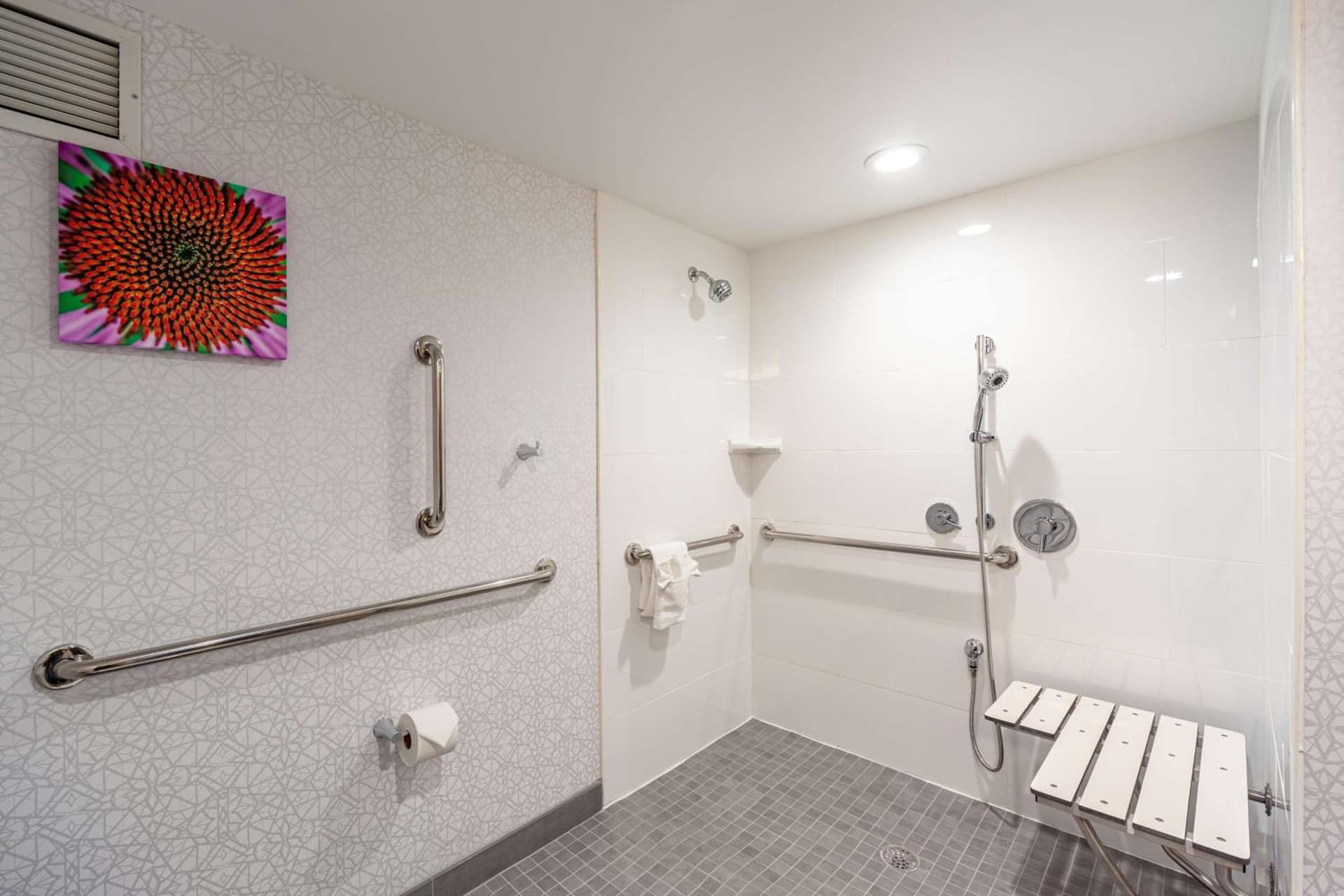 Hampton Inn Winchester gallery photo in Winchester, VA — image 16