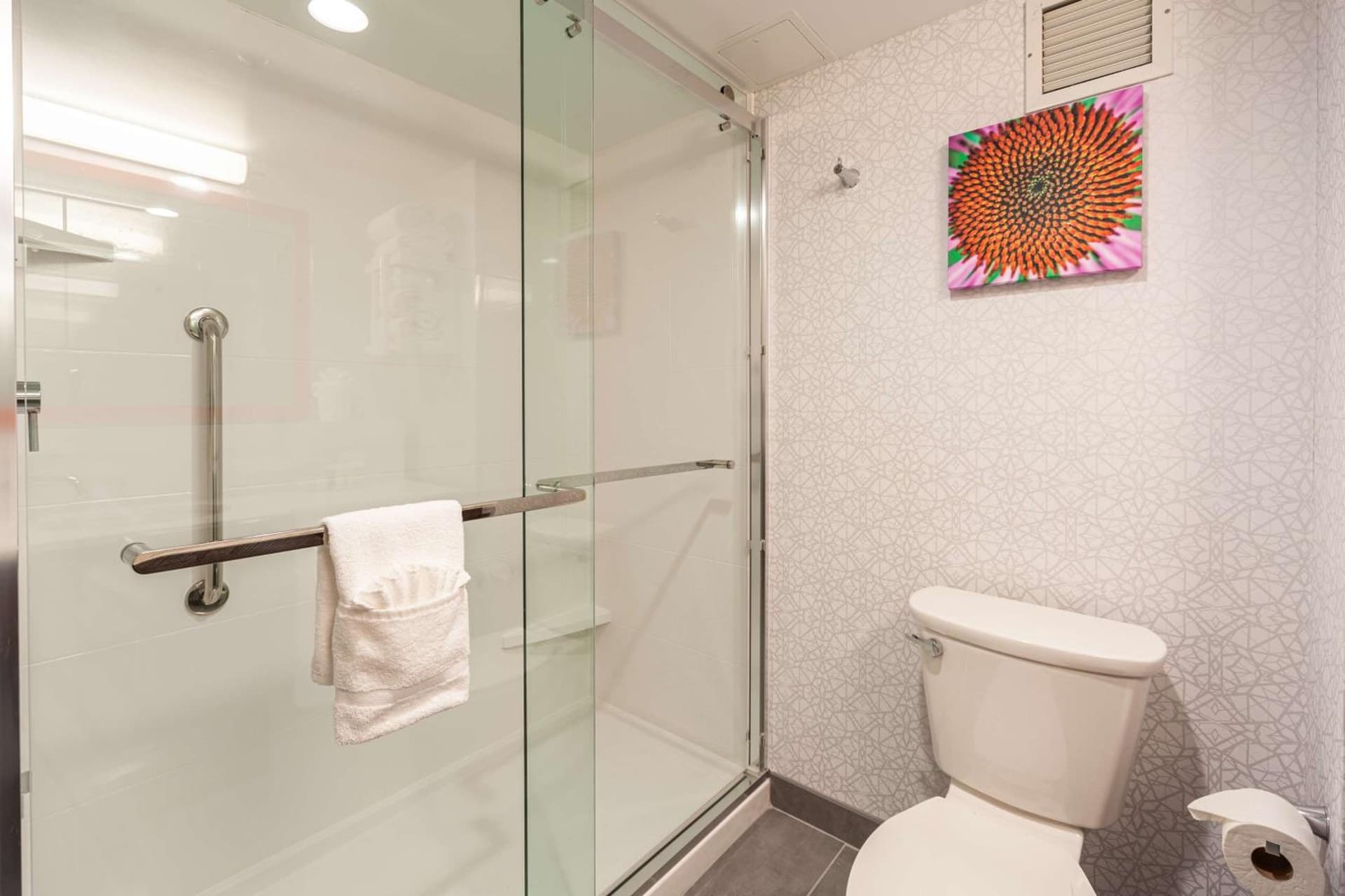 Hampton Inn Winchester gallery photo in Winchester, VA — image 66