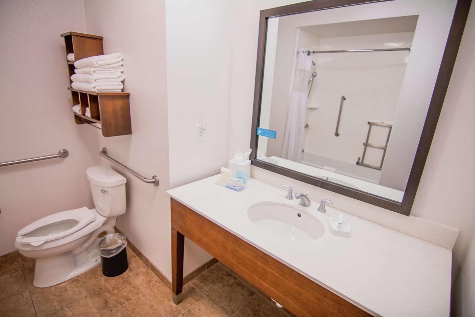 Hampton Inn & Suites Dallas/Frisco North-Fieldhouse USA gallery photo in Frisco, TX — image 26