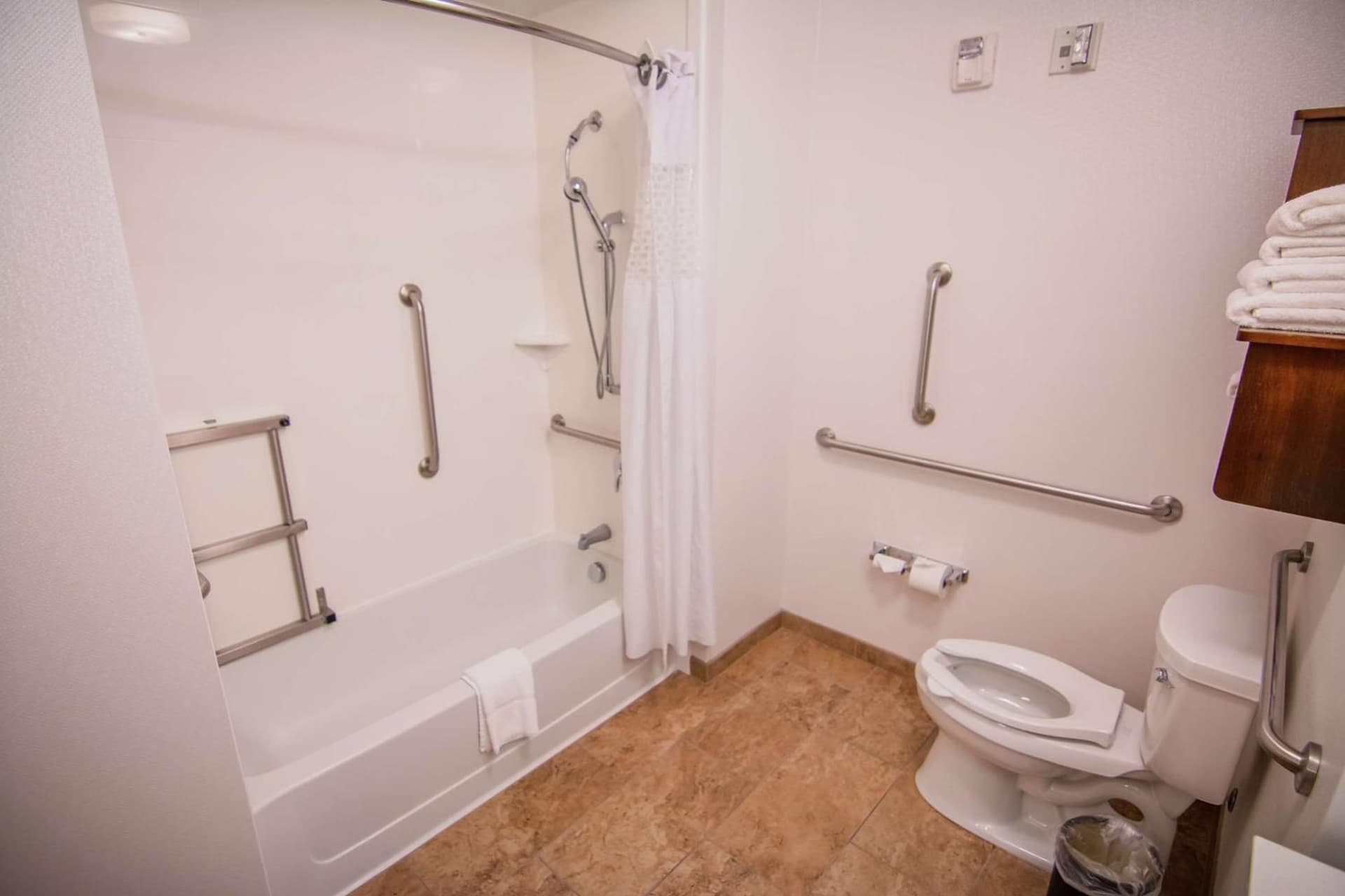 Hampton Inn & Suites Dallas/Frisco North-Fieldhouse USA gallery photo in Frisco, TX — image 20