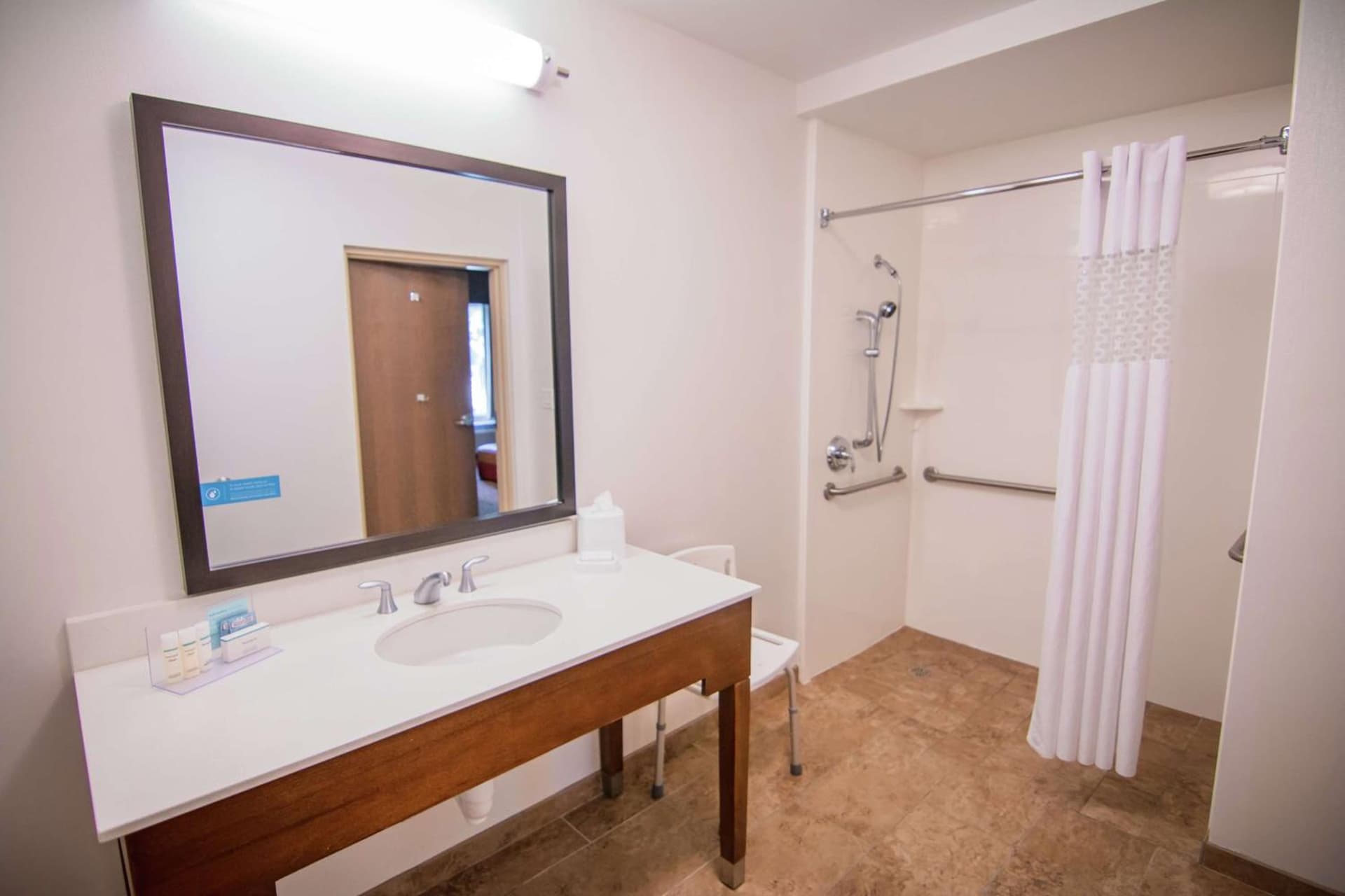 Hampton Inn & Suites Dallas/Frisco North-Fieldhouse USA gallery photo in Frisco, TX — image 19