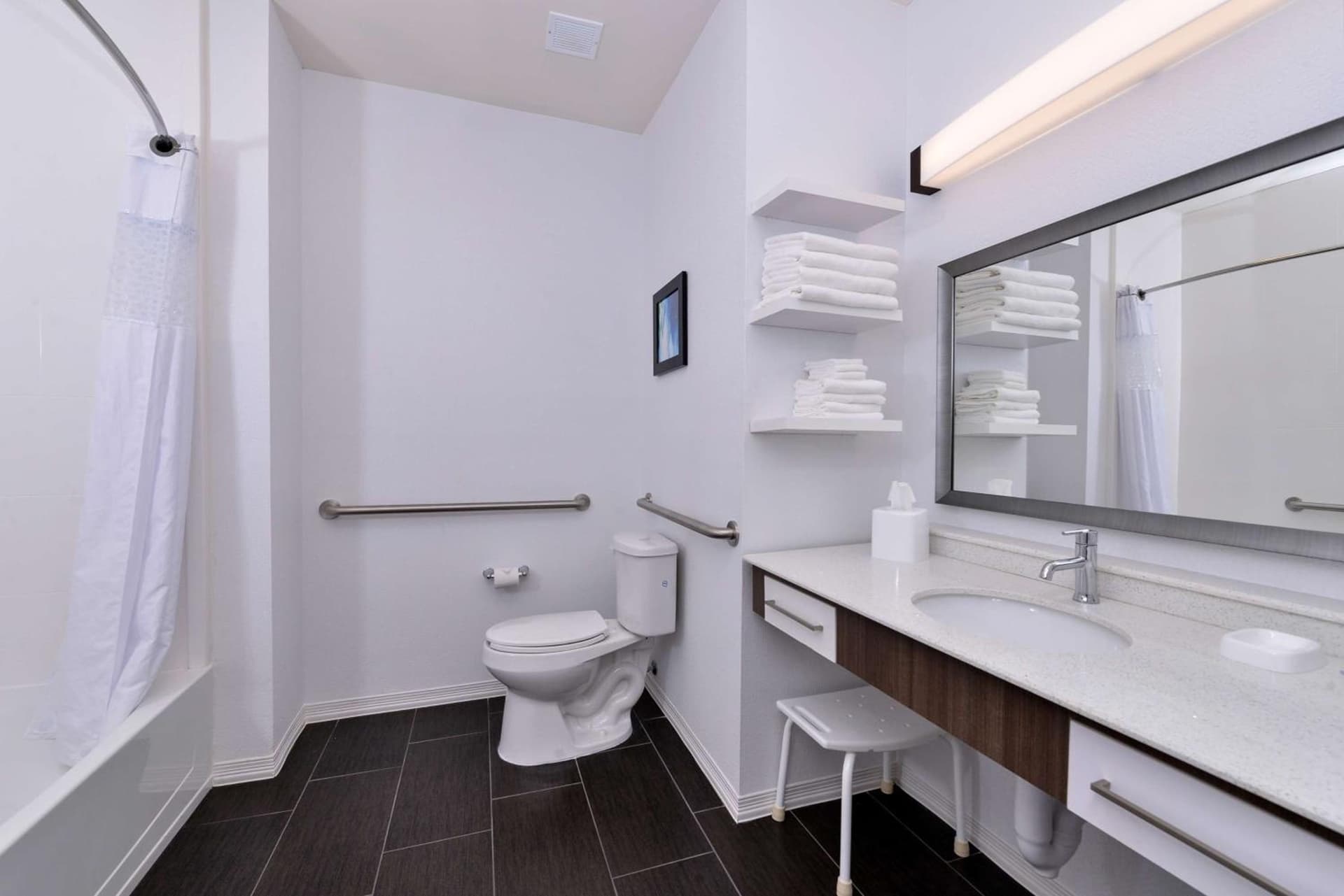 Hampton Inn Broussard-Lafayette gallery photo in Broussard, LA — image 28