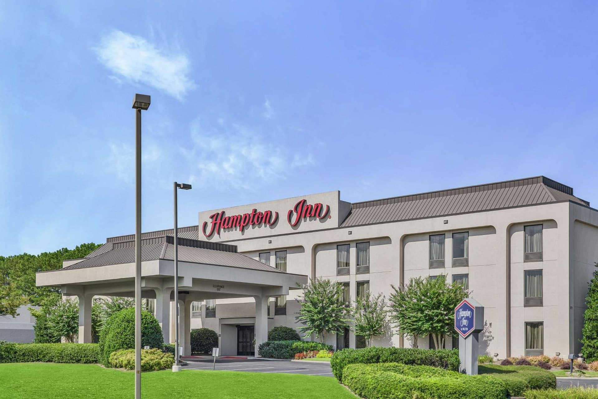 Spark by Hilton Atlanta Kennesaw Town Center property views in Kennesaw, GA — gallery photo 3