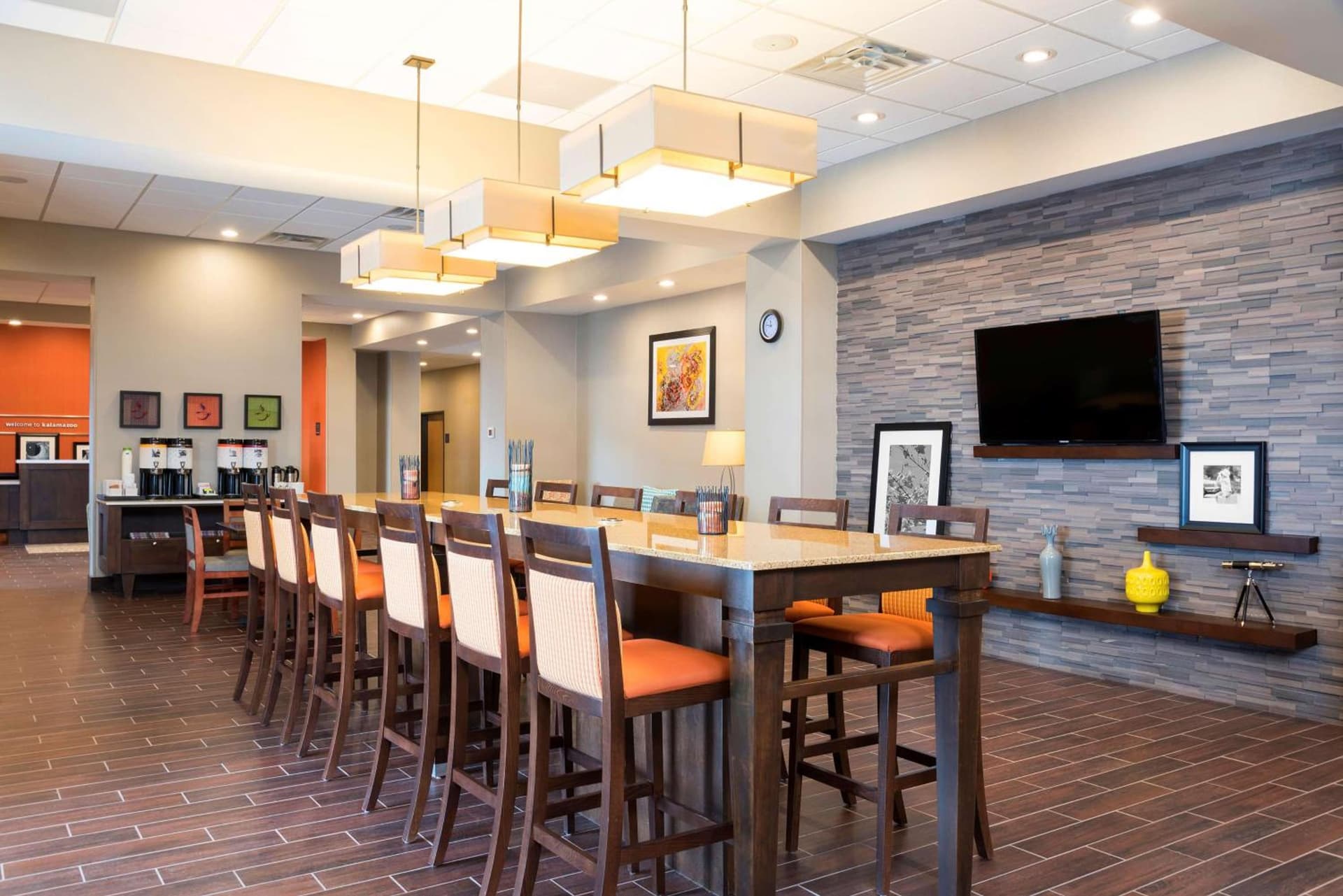 Hampton Inn Kalamazoo gallery photo in Kalamazoo, MI — image 19