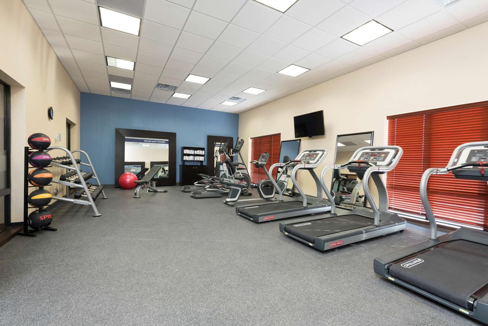 Hampton Inn Kalamazoo gallery photo in Kalamazoo, MI — image 25