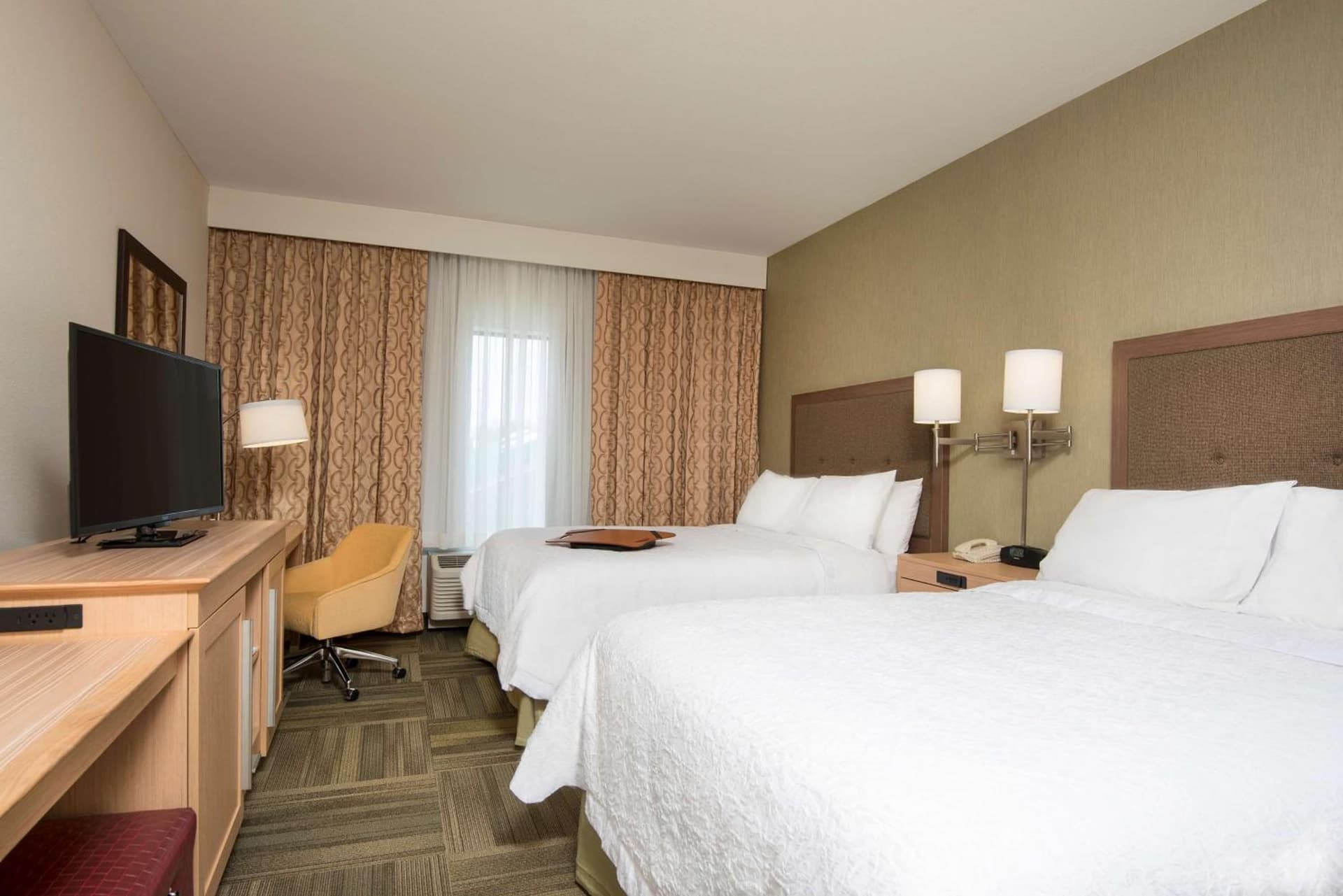 Hampton Inn Kalamazoo gallery photo in Kalamazoo, MI — image 15