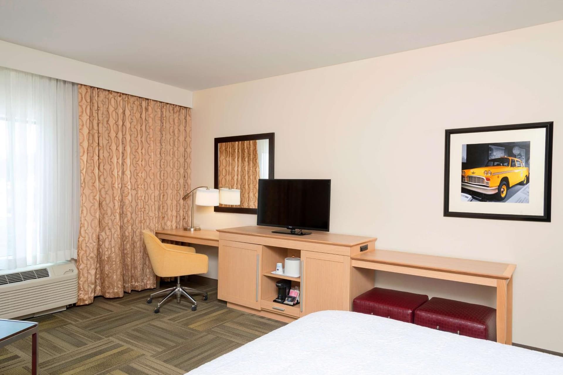 Hampton Inn Kalamazoo gallery photo in Kalamazoo, MI — image 11