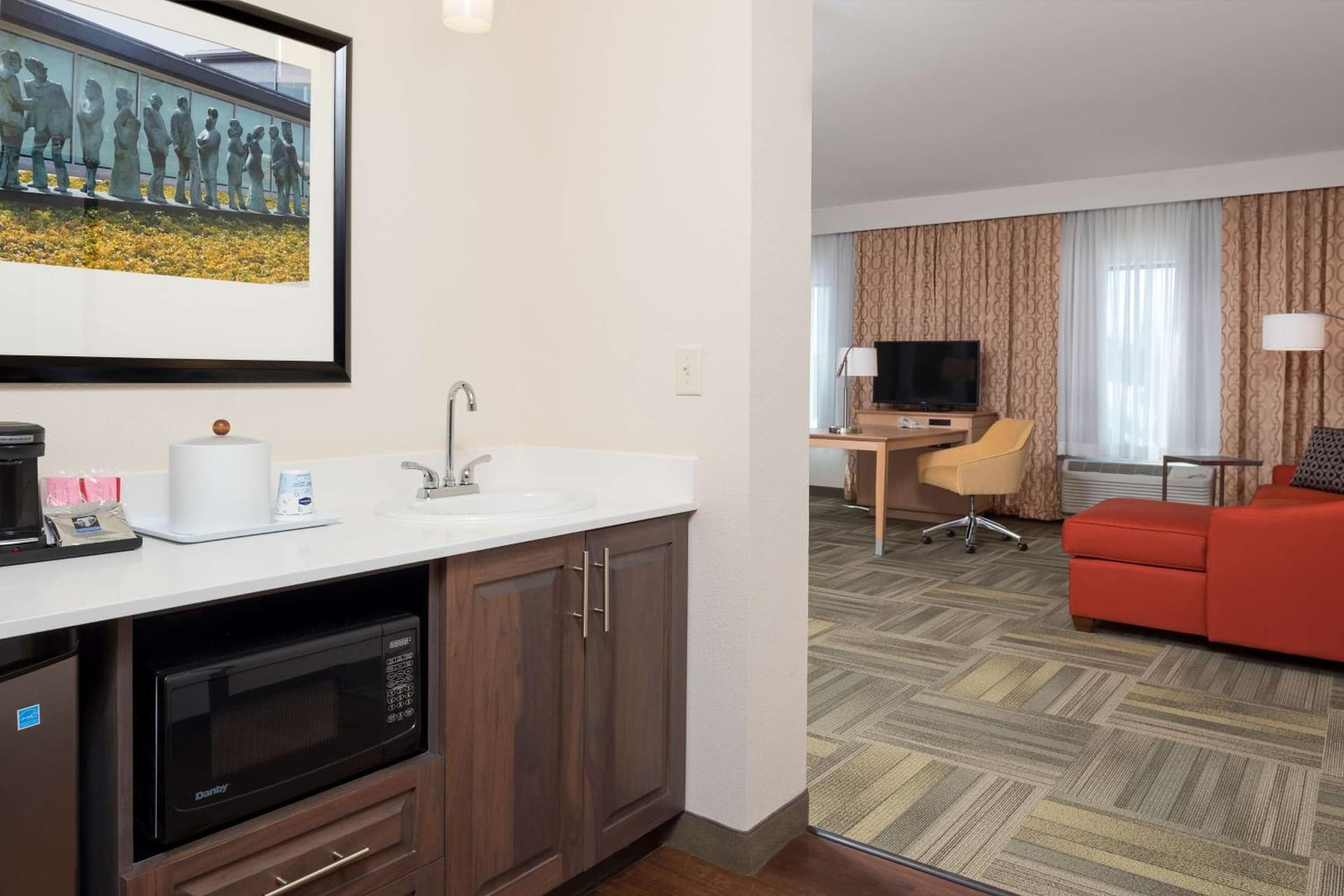 Hampton Inn Kalamazoo gallery photo in Kalamazoo, MI — image 18