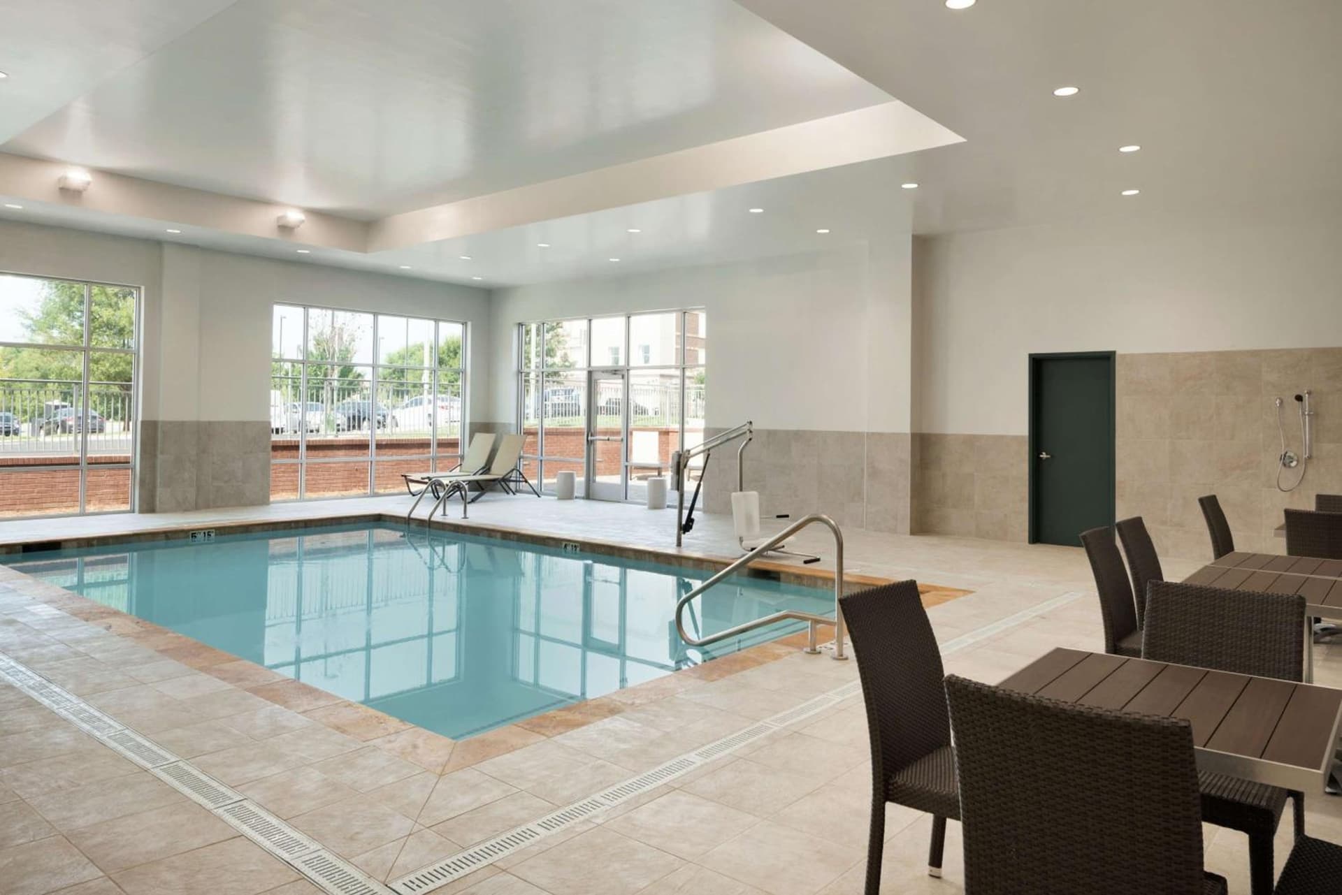 Embassy Suites Charlotte/Ayrsley gallery photo in Charlotte, NC — image 16