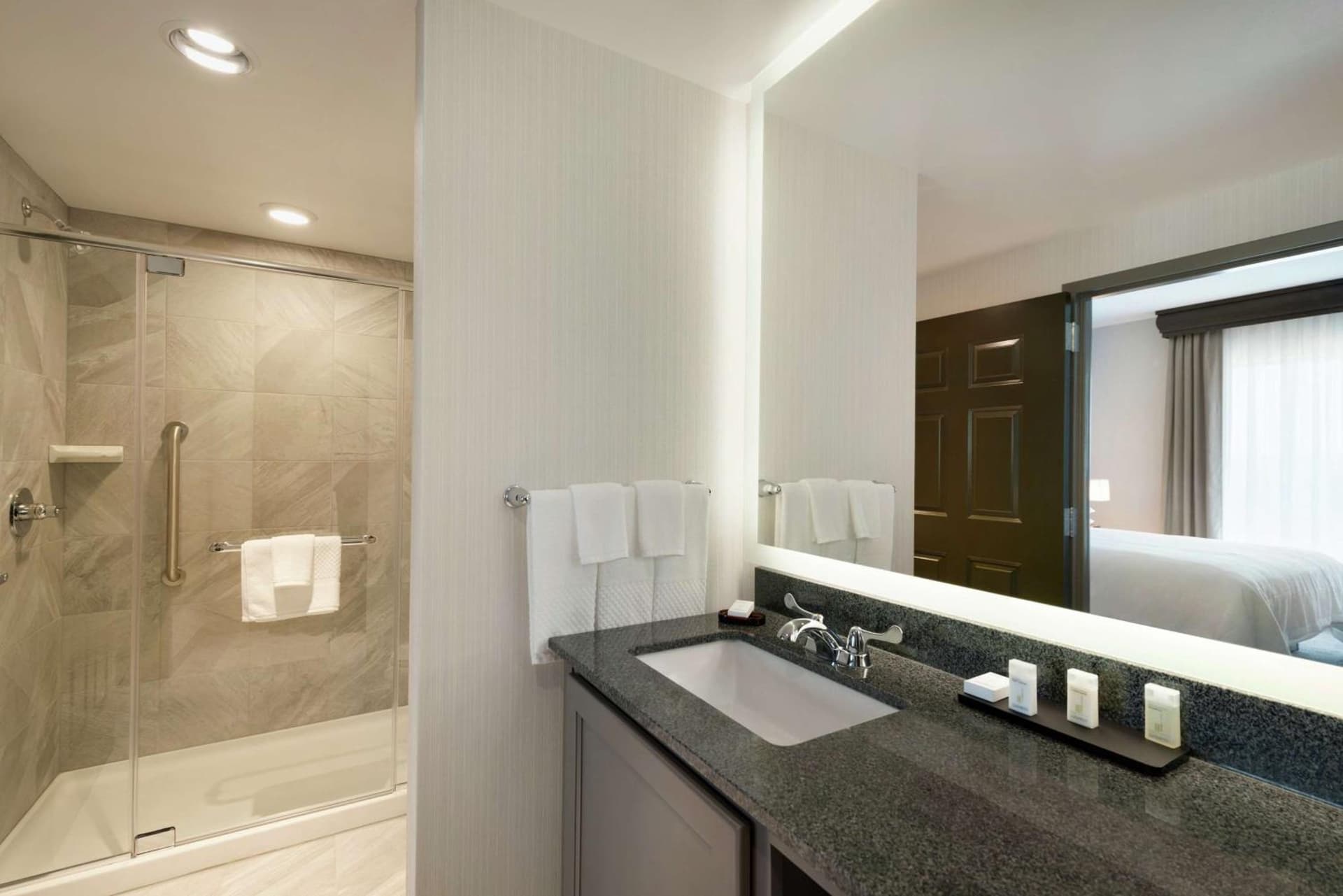 Embassy Suites Charlotte/Ayrsley gallery photo in Charlotte, NC — image 23