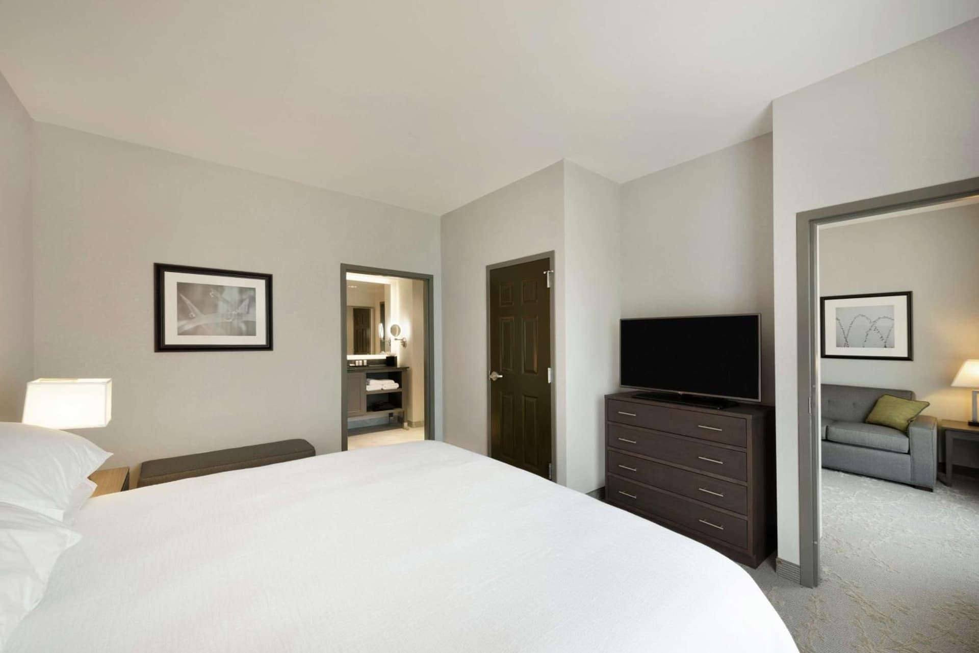 Embassy Suites Charlotte/Ayrsley gallery photo in Charlotte, NC — image 41