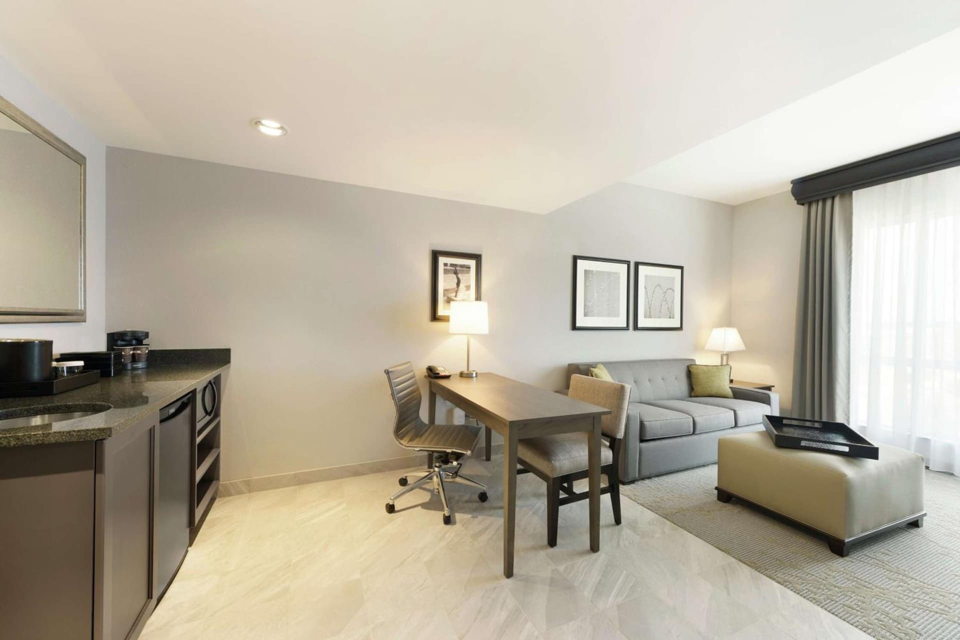 Embassy Suites Charlotte/Ayrsley gallery photo in Charlotte, NC — image 38
